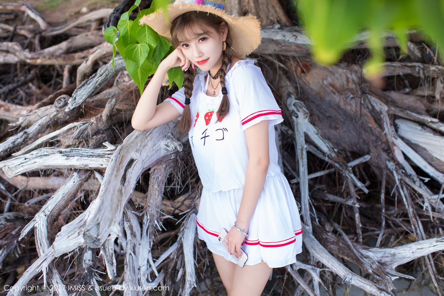 《甜美女神杨晨晨 阳光沙滩香车美人》第7张，比基尼主题，全套42张