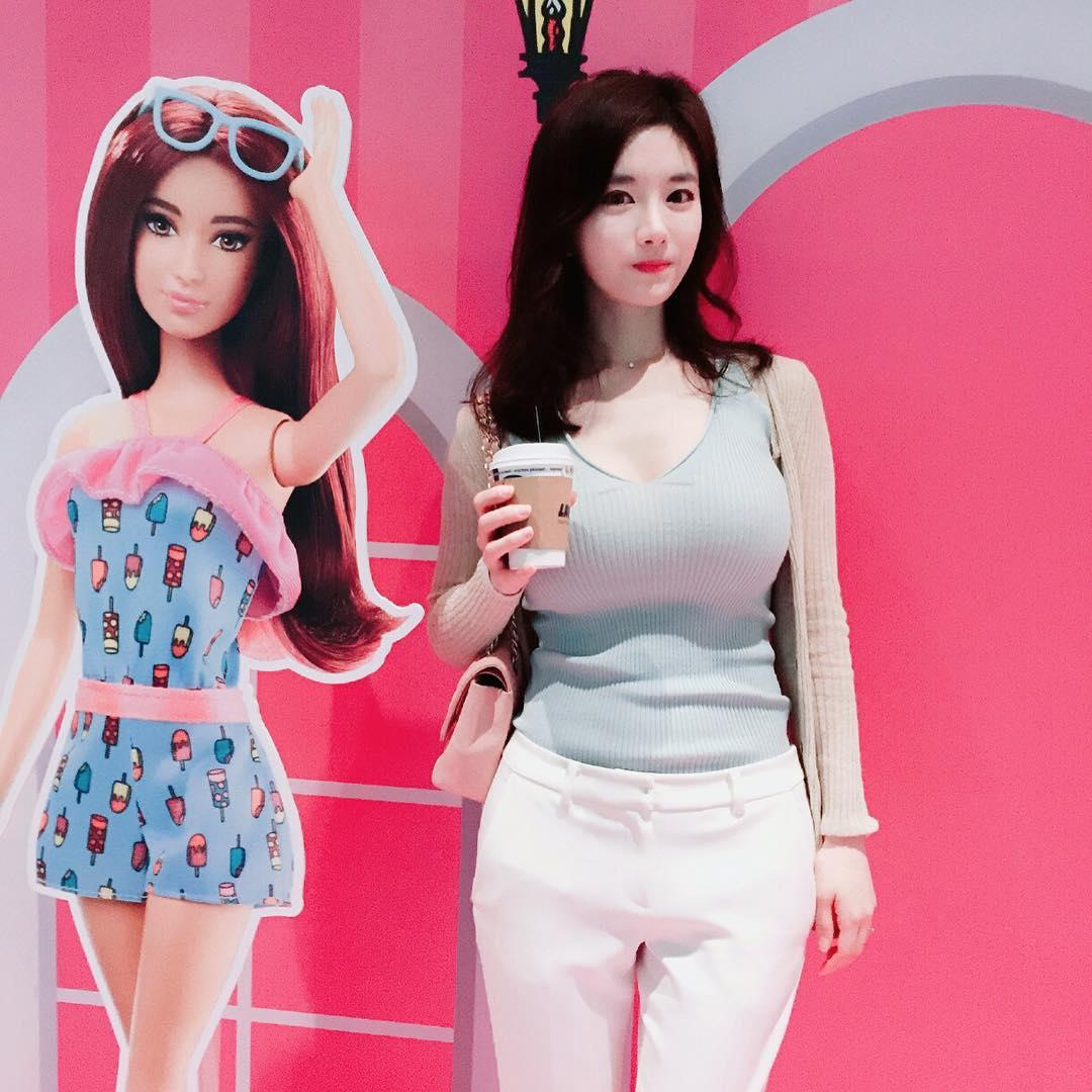 《谢芷馨(Sindy) 私房照写真》第13张,模特谢芷馨(Sindy),私房照主题,全套43张
