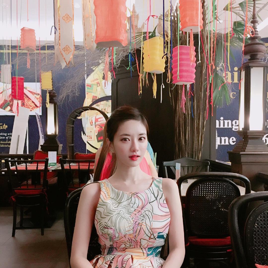 《谢芷馨(Sindy) 私房照写真》第16张,模特谢芷馨(Sindy),私房照主题,全套43张
