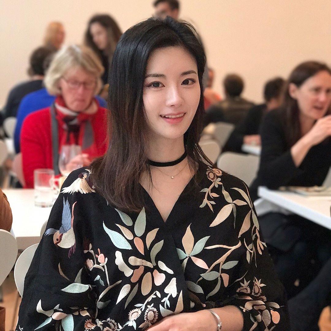 《谢芷馨(Sindy) 私房照写真》第43张,模特谢芷馨(Sindy),私房照主题,全套43张