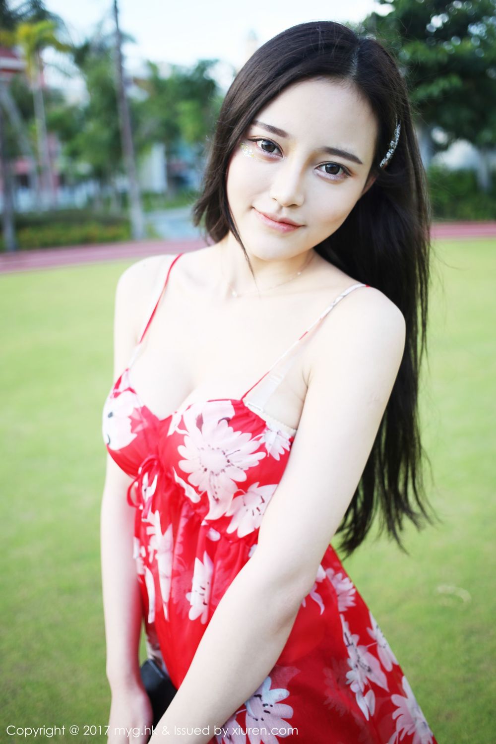 《王艳卓(唐琪儿Beauty) 清新写真》第2张，模特王艳卓(唐琪儿Beauty)，清新主题，全套51张