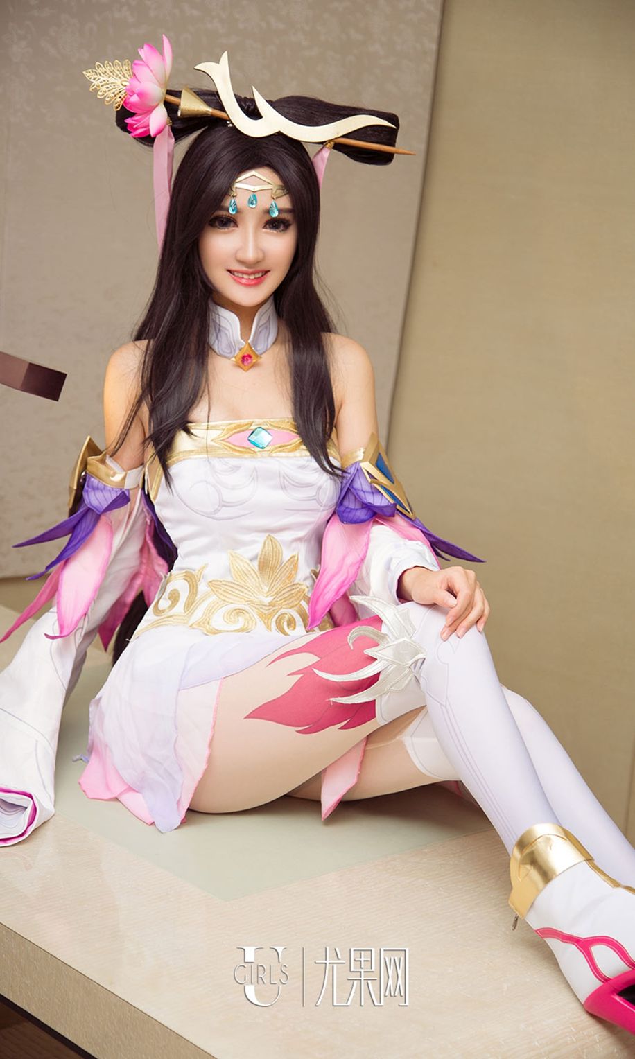 《程彤颜(GINNNNNNN-) Cosplay写真》第7张,模特程彤颜(GINNNNNNN-),Cosplay主题,全套40张