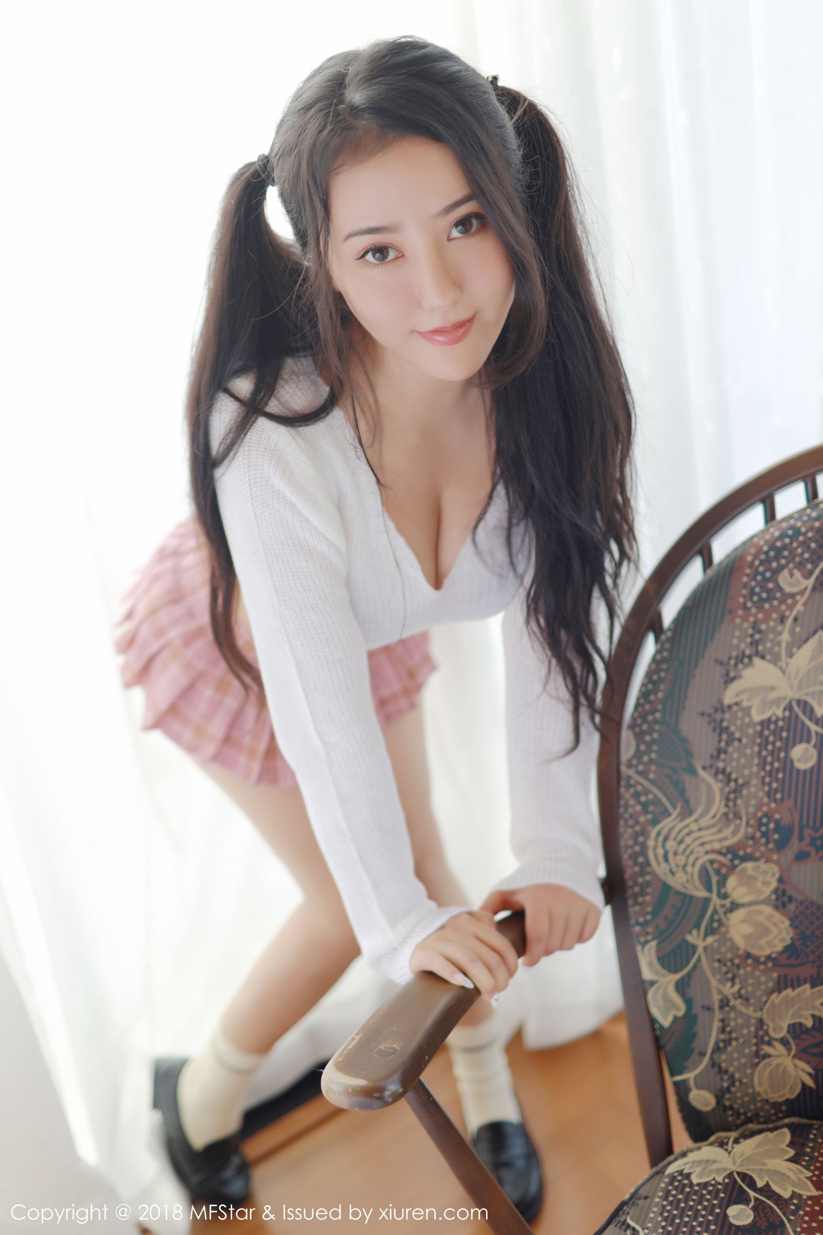 《汤曼玲(玛鲁娜) 制服写真》第41张,模特汤曼玲(玛鲁娜),制服主题,全套51张