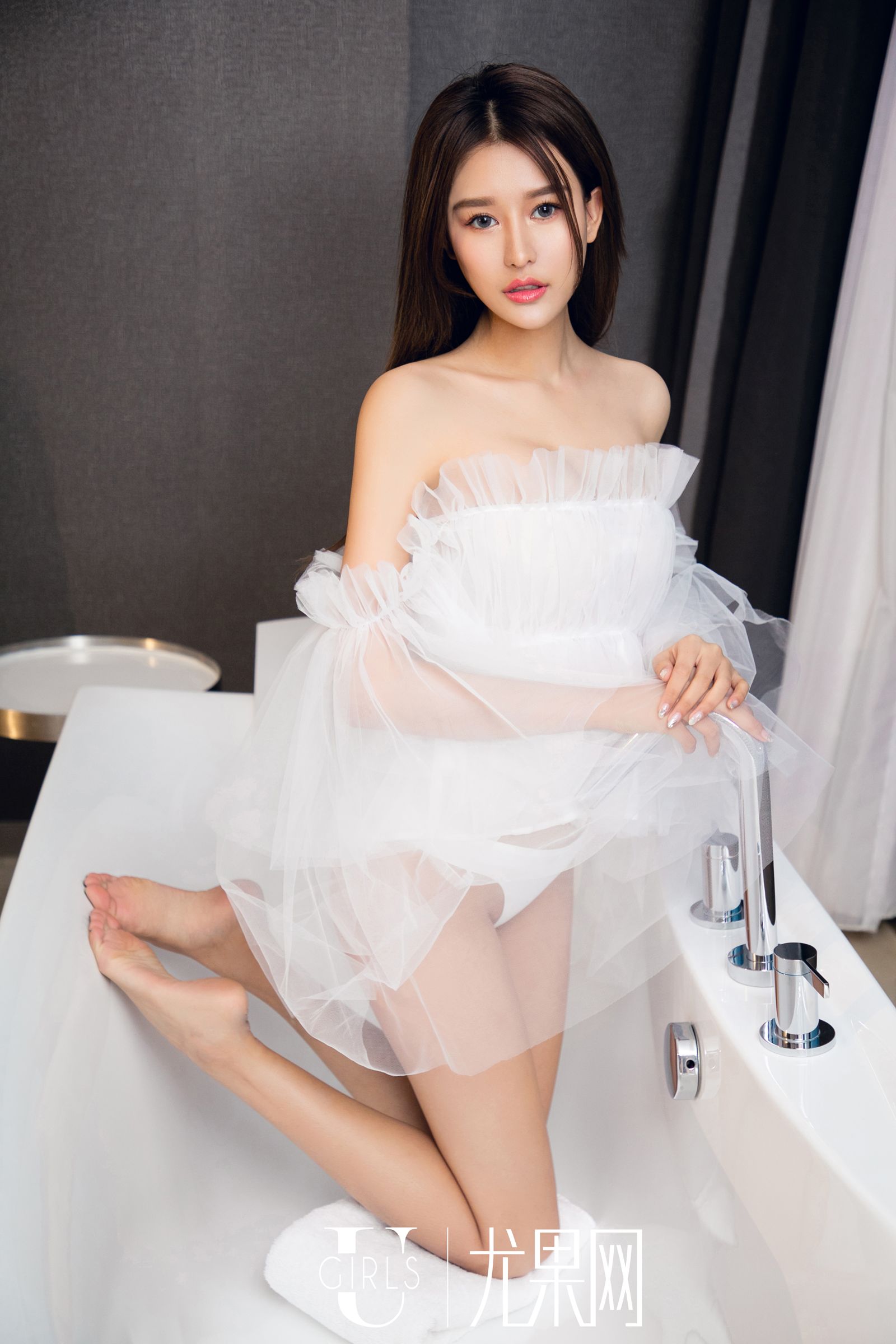 《欣怡 制服写真》第58张,模特欣怡,制服主题,全套65张