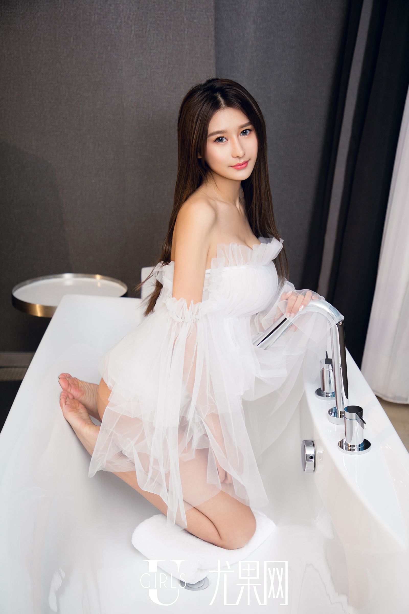 《欣怡 制服写真》第60张,模特欣怡,制服主题,全套65张