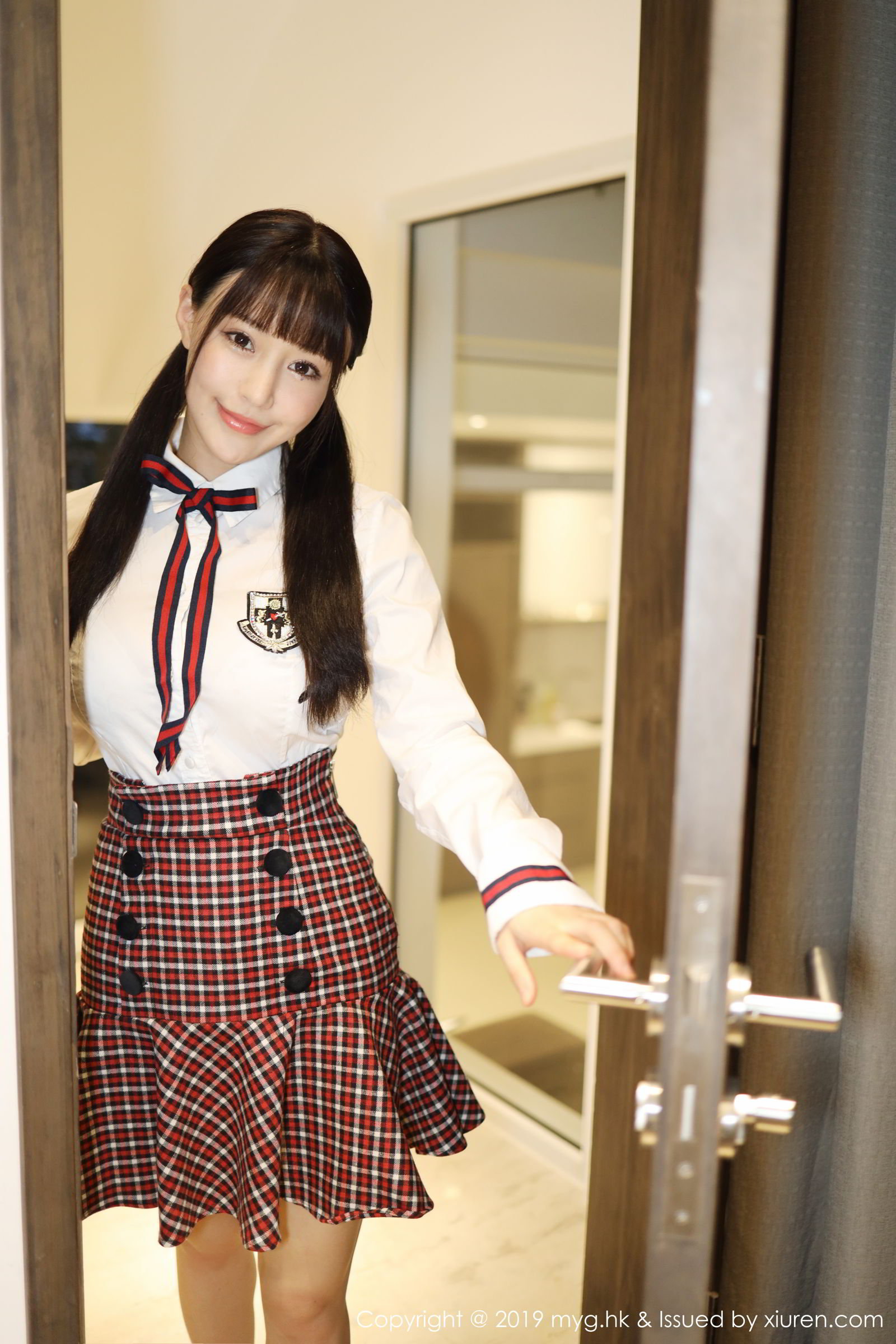 《MyGirl 朱可(barbie可儿) 制服写真 VOL.355》第6张,模特朱可(barbie可儿),mygirl,制服主题,全套80张