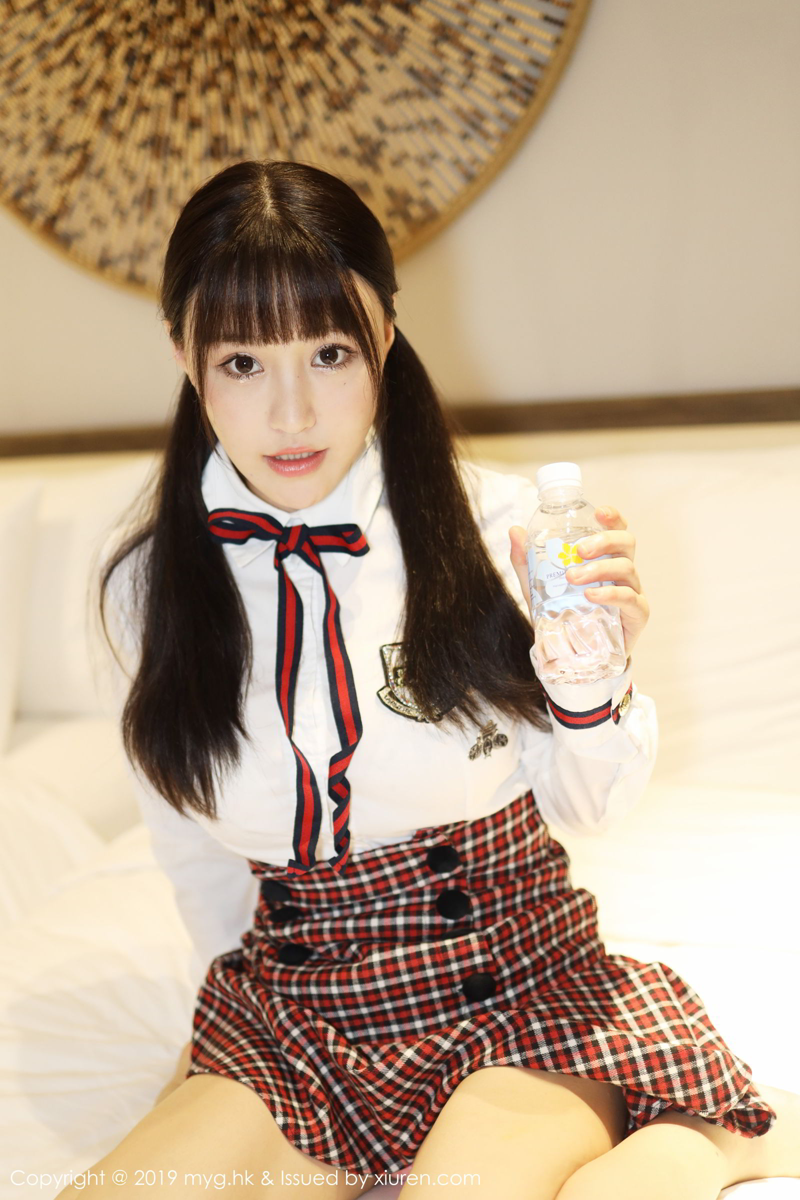 《MyGirl 朱可(barbie可儿) 制服写真 VOL.355》第21张,模特朱可(barbie可儿),mygirl,制服主题,全套80张