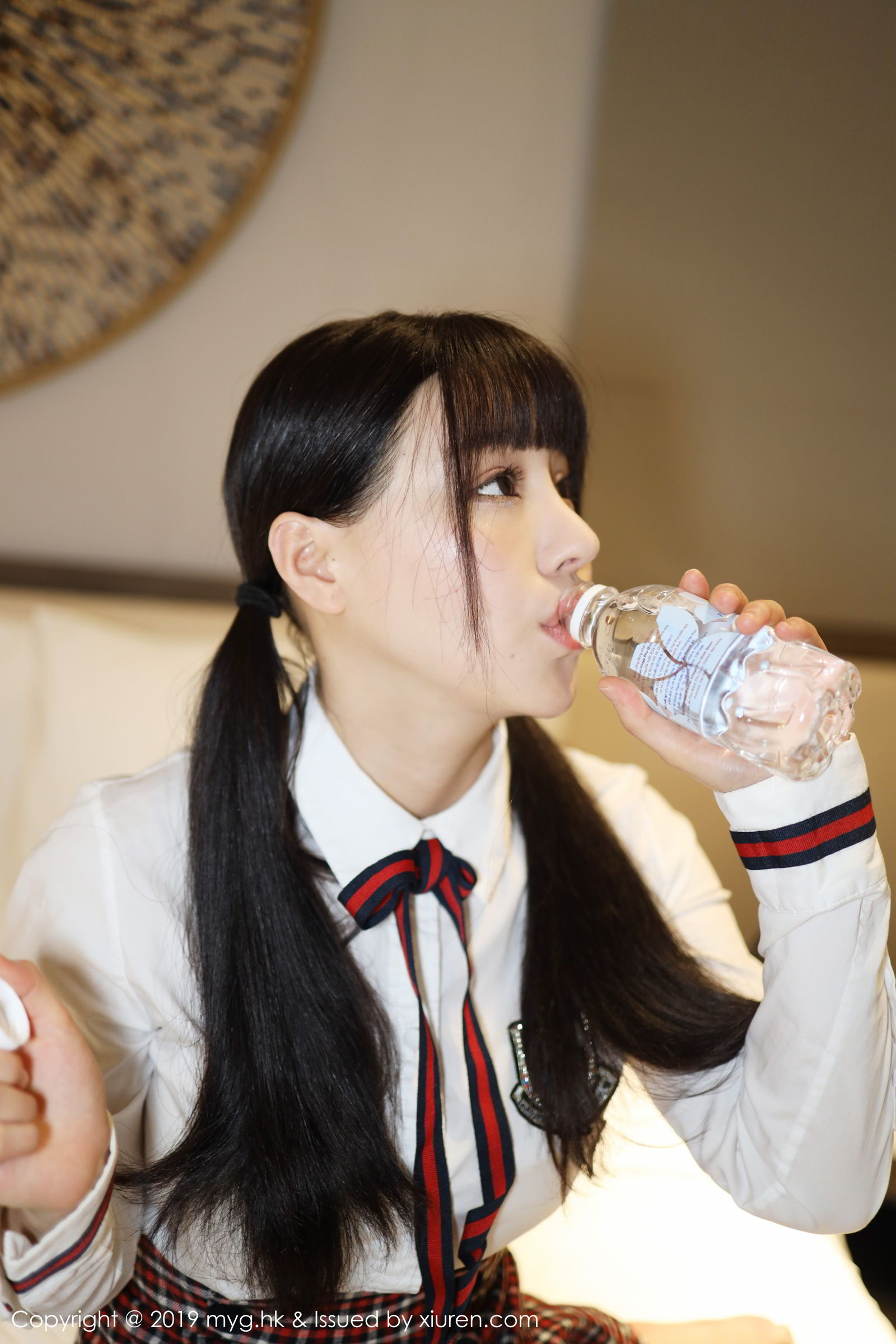 《MyGirl 朱可(barbie可儿) 制服写真 VOL.355》第28张,模特朱可(barbie可儿),mygirl,制服主题,全套80张