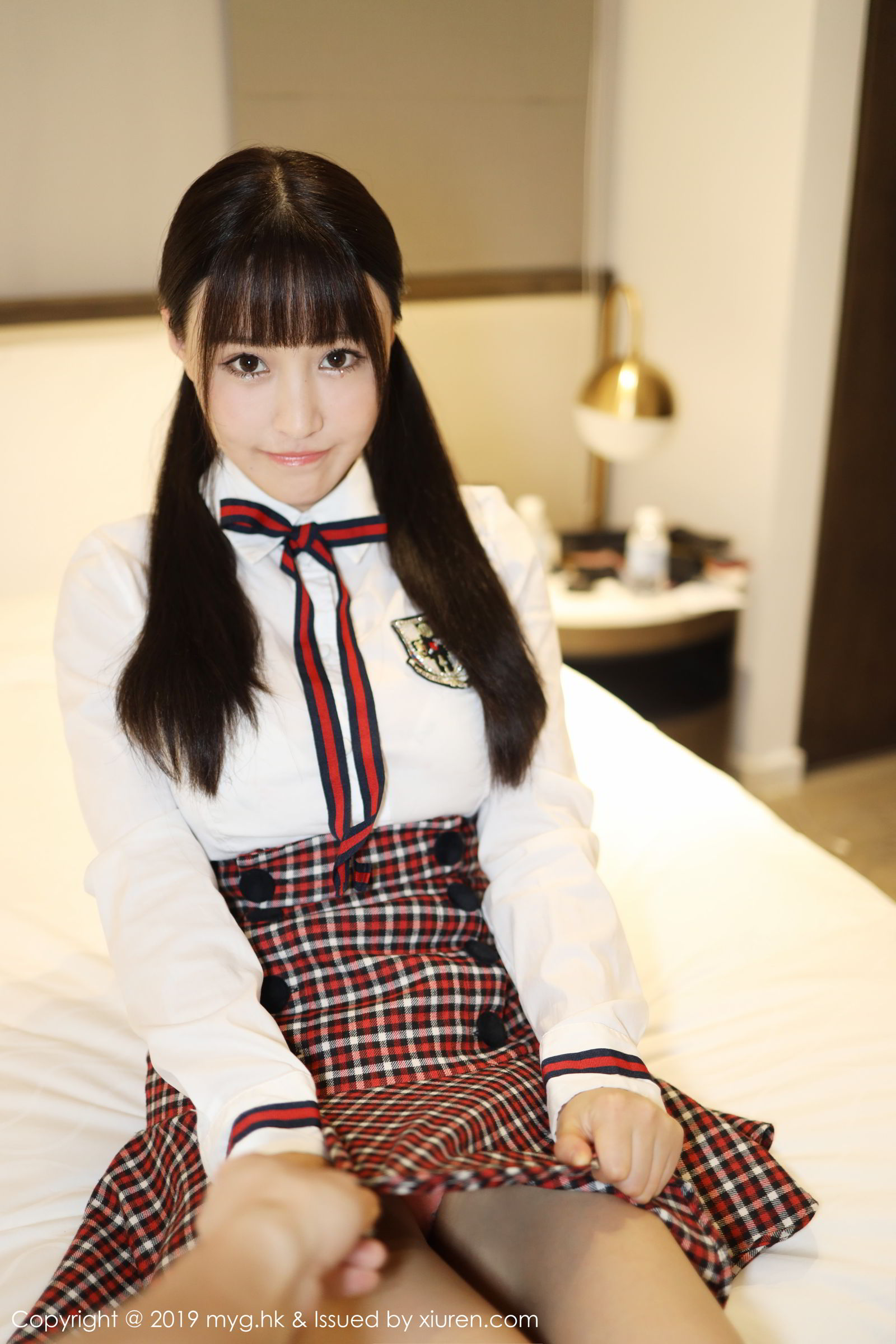 《MyGirl 朱可(barbie可儿) 制服写真 VOL.355》第32张,模特朱可(barbie可儿),mygirl,制服主题,全套80张