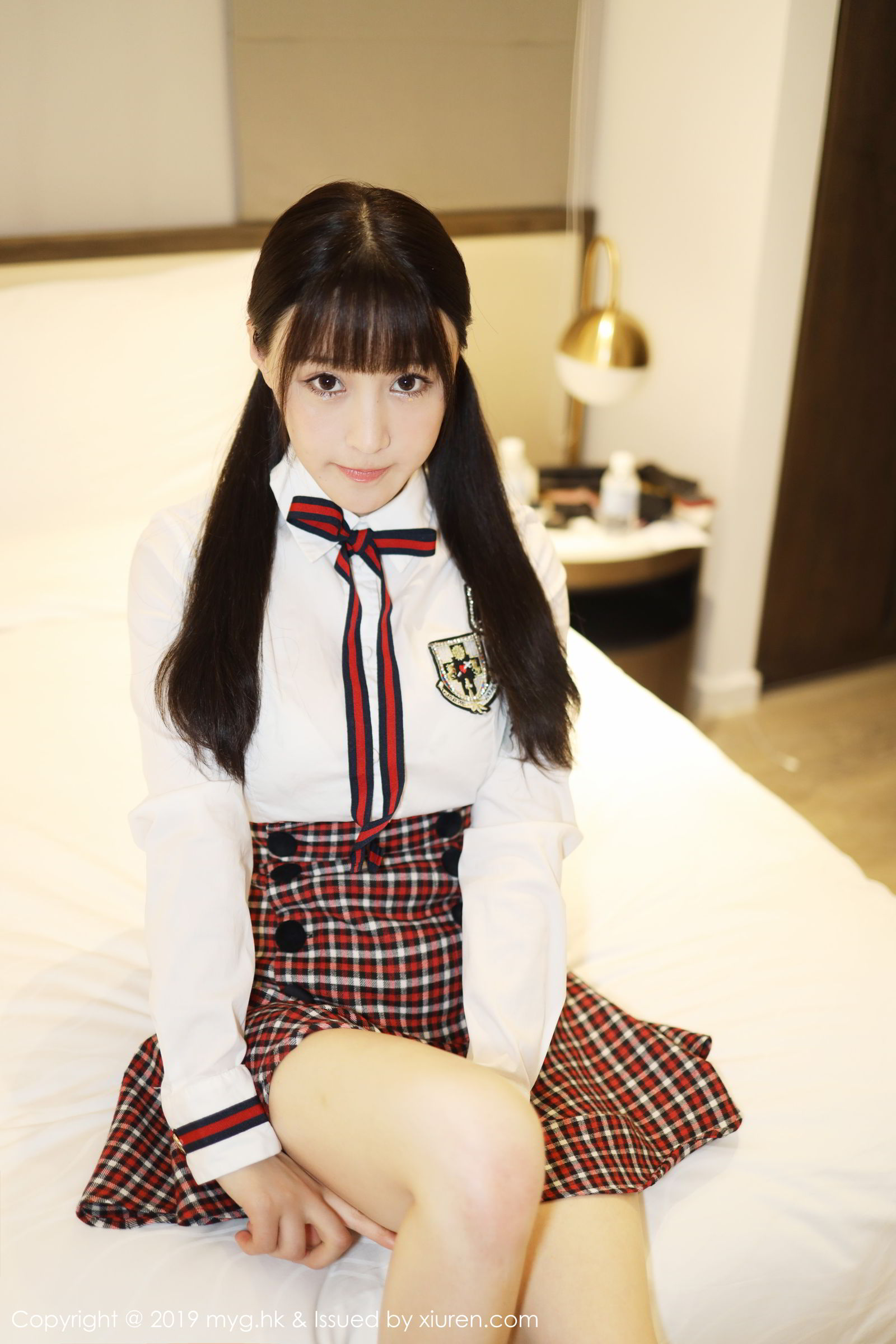 《MyGirl 朱可(barbie可儿) 制服写真 VOL.355》第33张,模特朱可(barbie可儿),mygirl,制服主题,全套80张