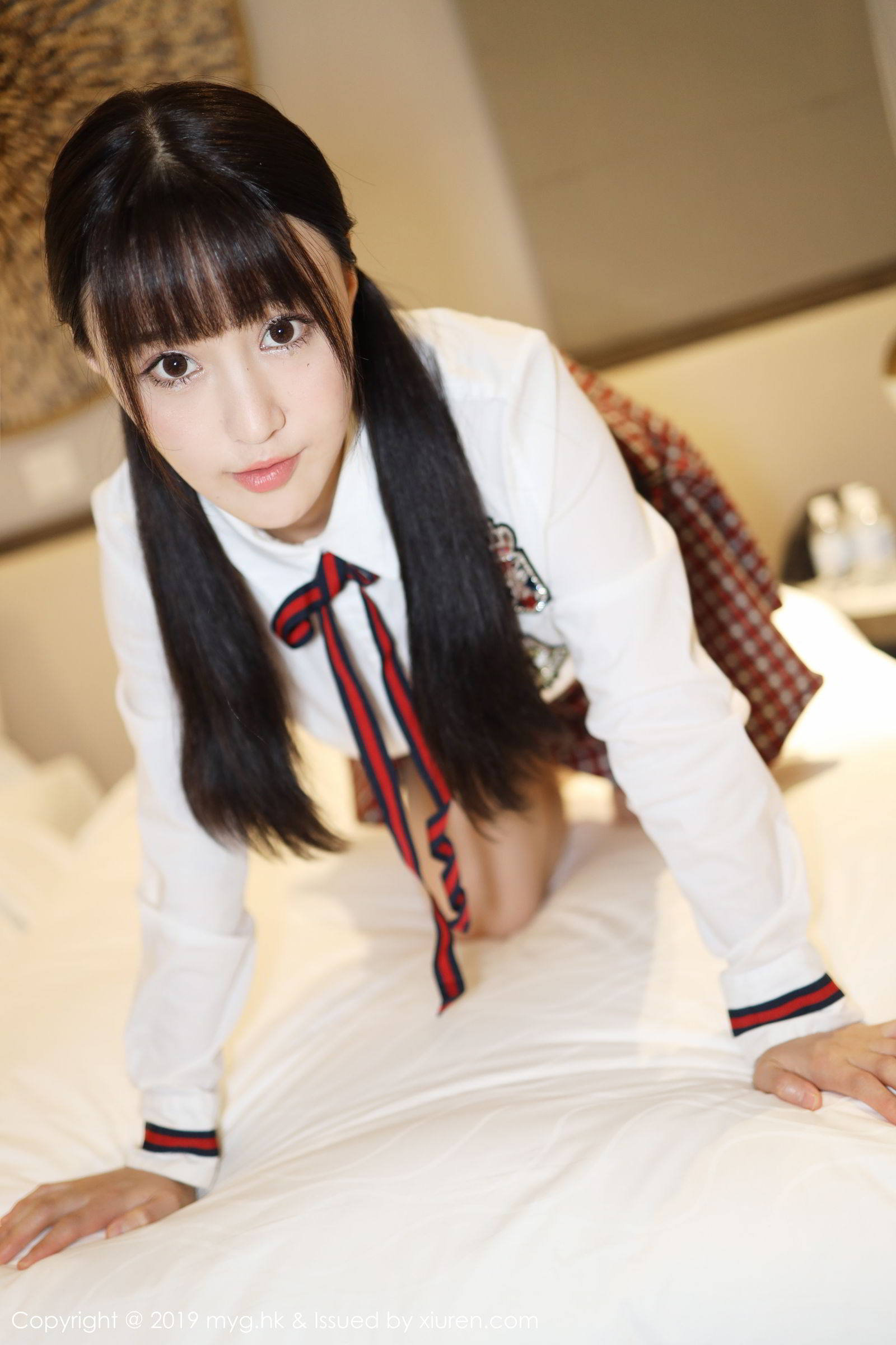 《MyGirl 朱可(barbie可儿) 制服写真 VOL.355》第44张,模特朱可(barbie可儿),mygirl,制服主题,全套80张