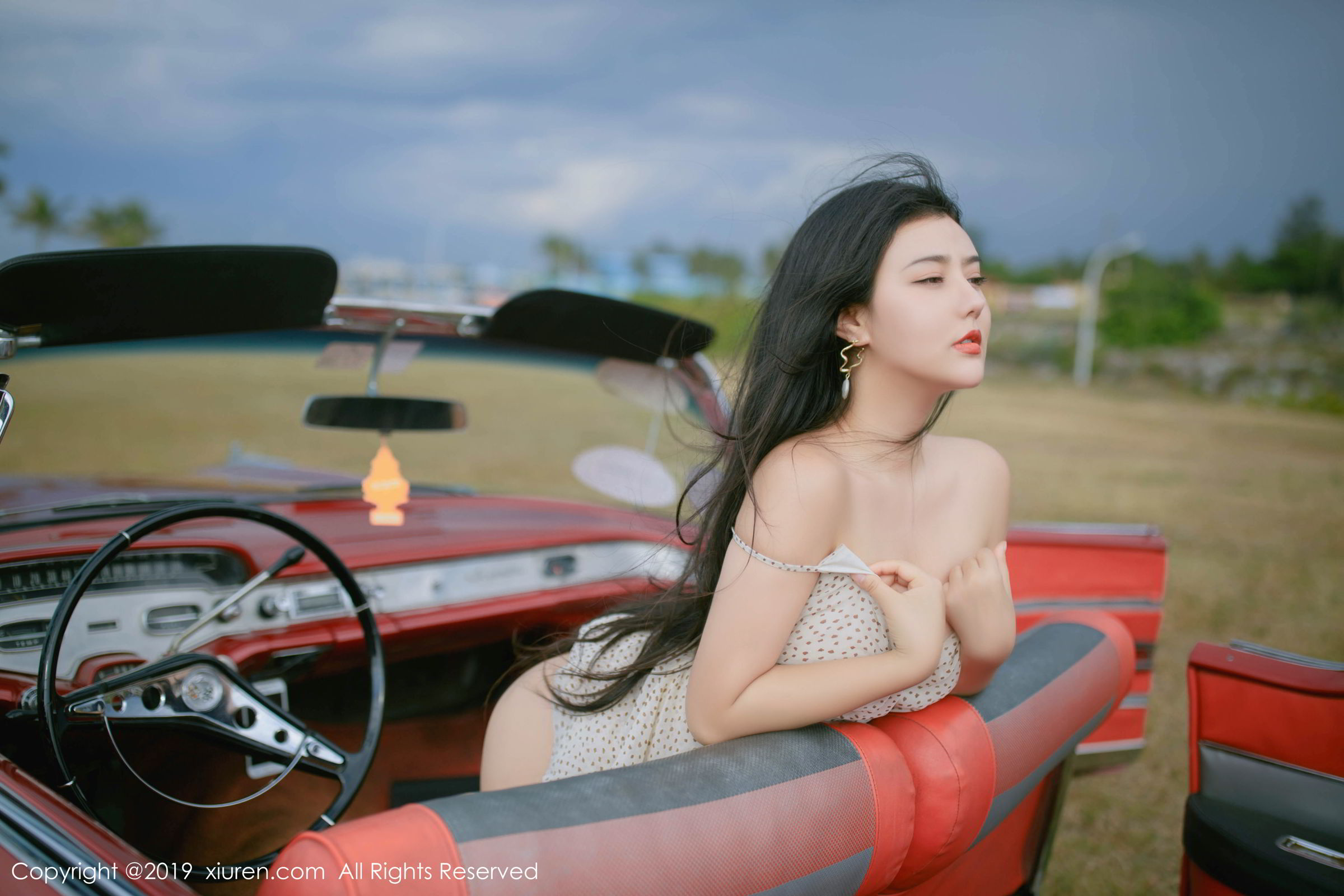 《秀人网 汤曼玲(玛鲁娜) 户外写真》第19张,模特汤曼玲(玛鲁娜),秀人网,户外主题,全套60张