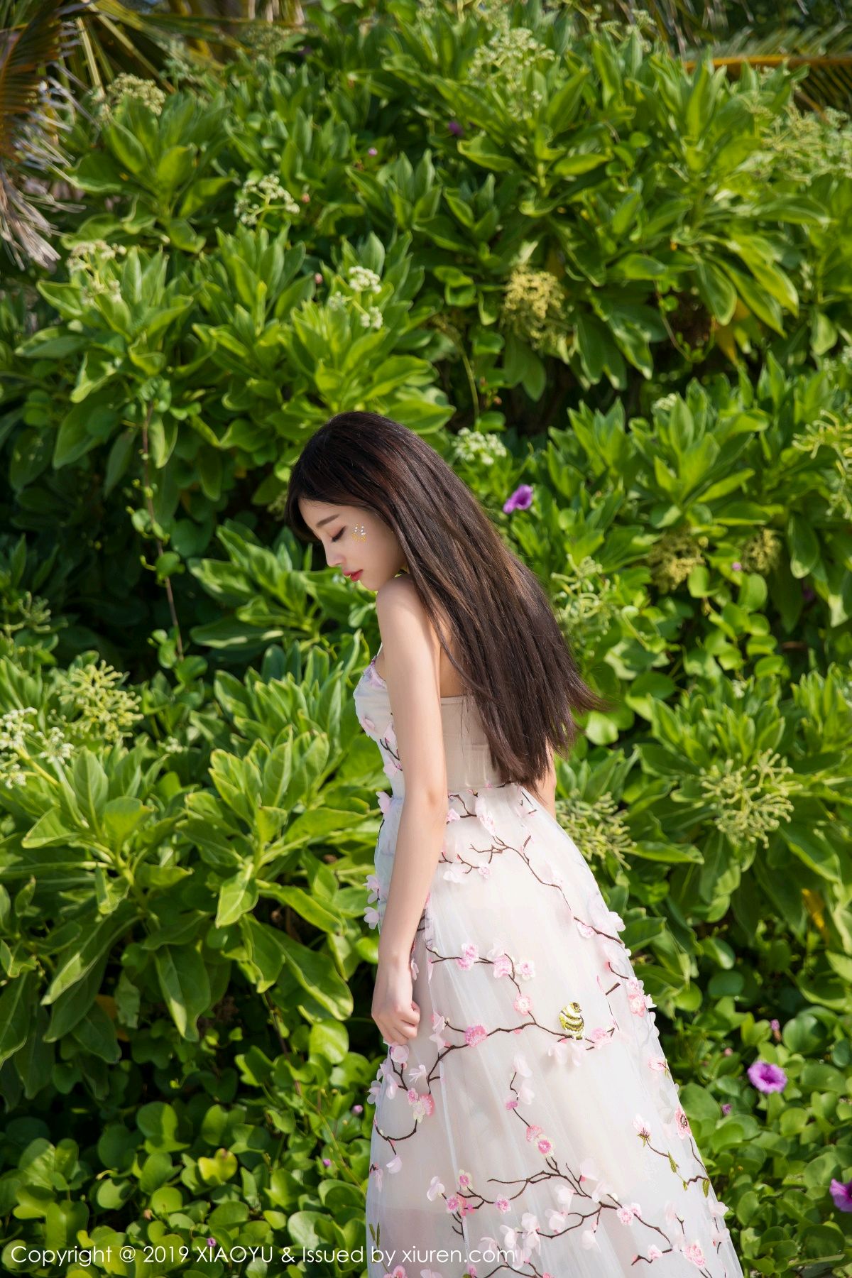 《语画界 杨晨晨 制服写真 VOL.109》第48张,模特杨晨晨,语画界,制服主题,全套55张