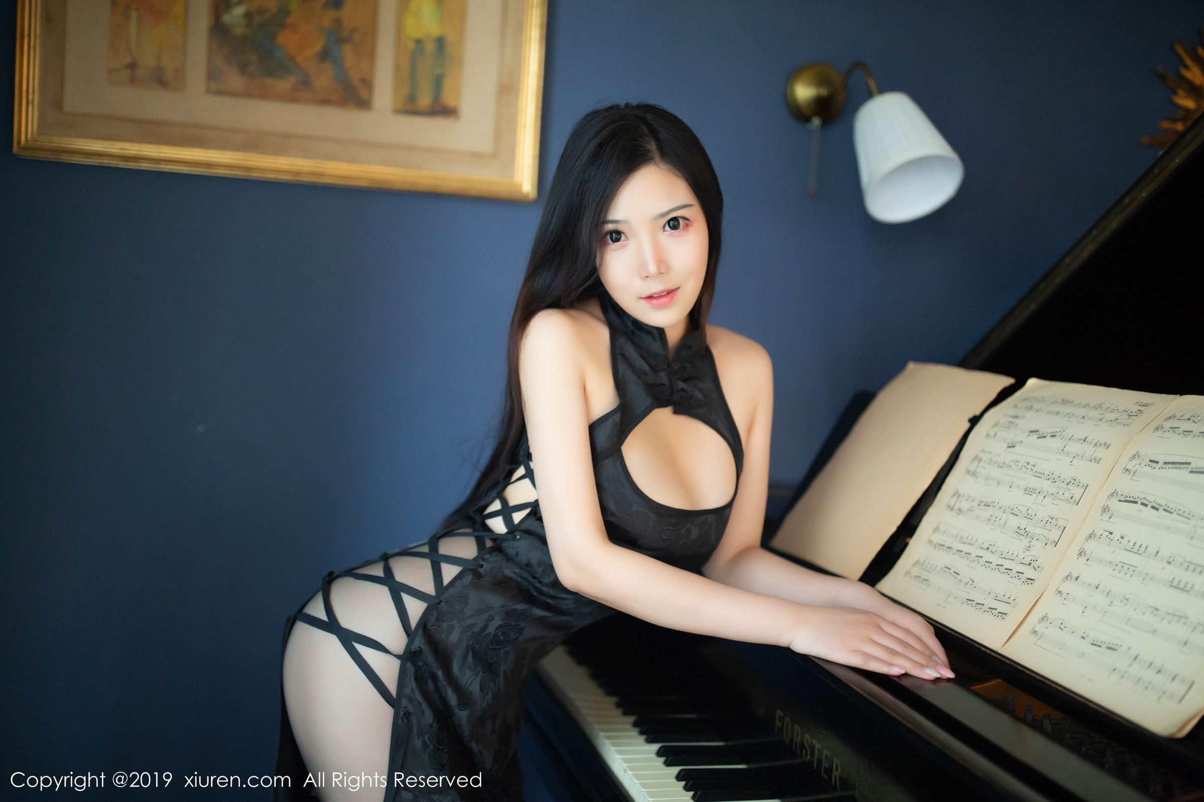 《秀人网 徐微微(Mia Xu) 黑丝写真》第14张,模特徐微微(Mia Xu),秀人网,黑丝主题,全套52张