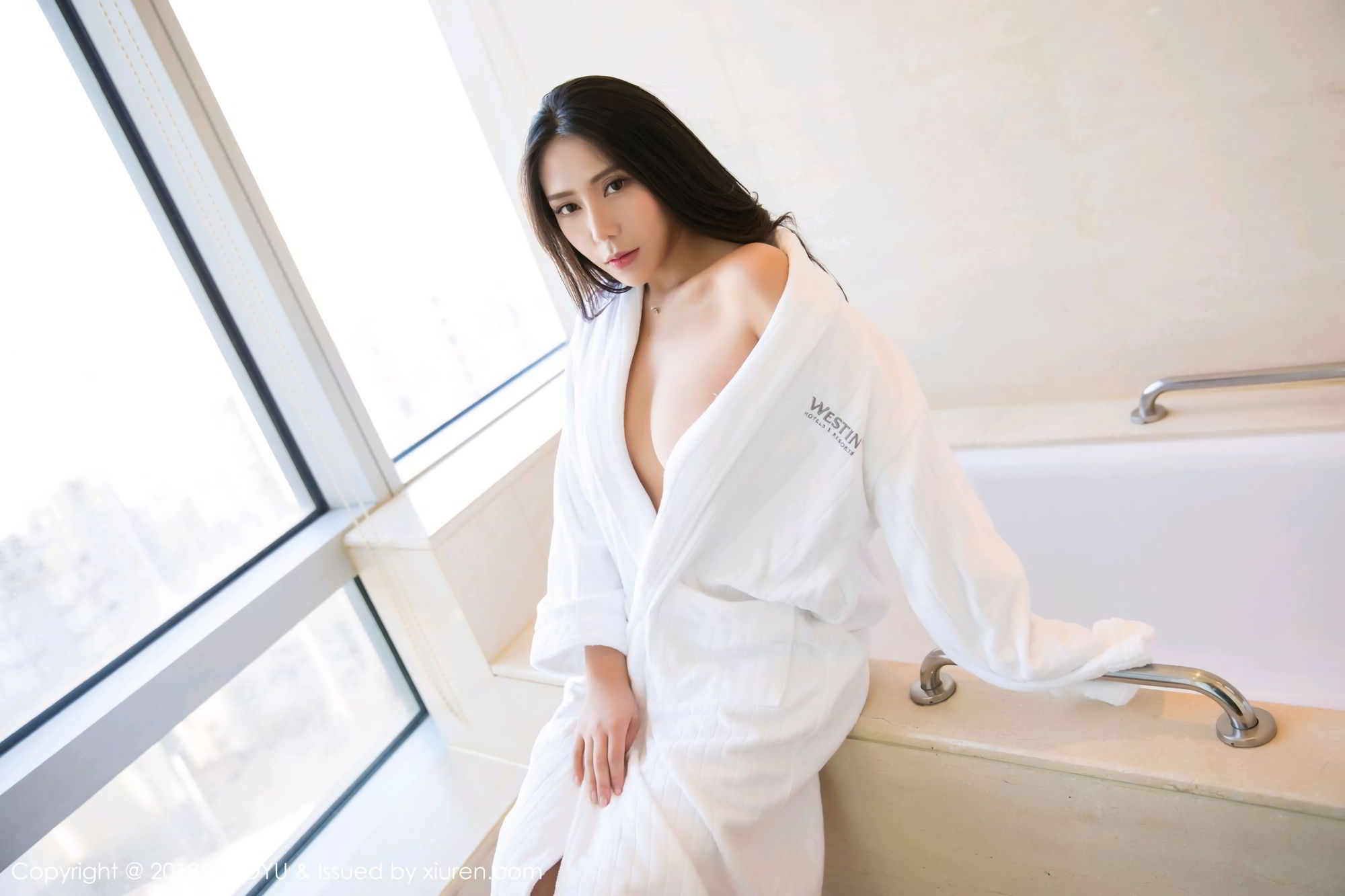 《语画界 小魔女奈奈(Nainai Monv) 制服写真 VOL.136》第23张，模特小魔女奈奈(Nainai Monv)，语画界，制服主题，全套42张