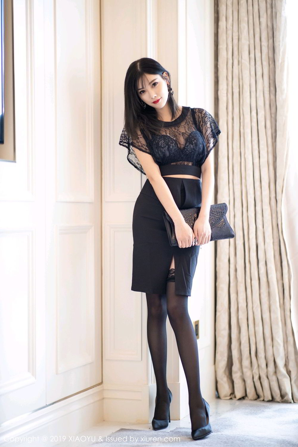 《语画界 杨晨晨 制服写真 VOL.162》第5张,模特杨晨晨,语画界,制服主题,全套85张