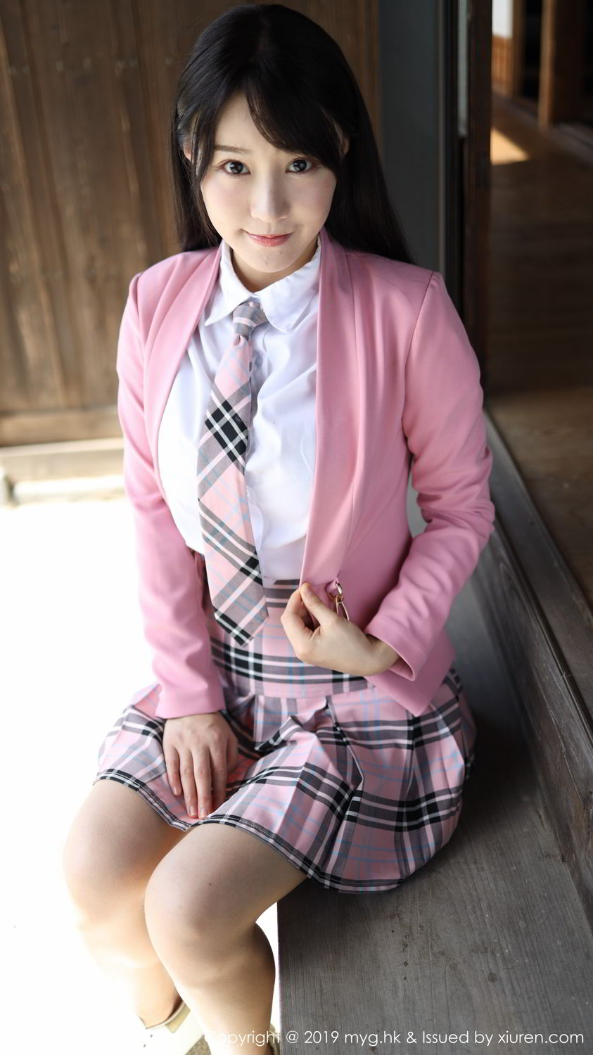 《MyGirl 朱可(barbie可儿) 制服写真 VOL.389》第57张，模特朱可(barbie可儿)，mygirl，制服主题，全套100张