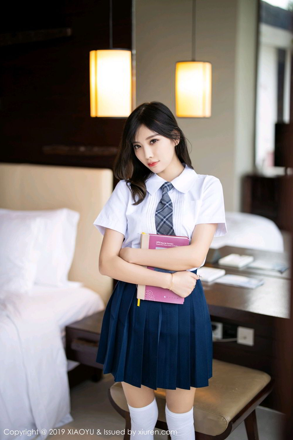 《语画界 杨晨晨 制服写真 VOL.184》第13张,模特杨晨晨,语画界,制服主题,全套73张