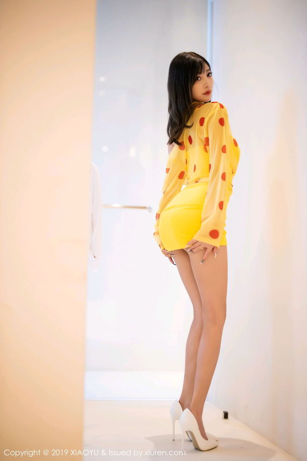 《语画界 杨晨晨 制服写真 VOL.204》第4张，模特杨晨晨，语画界，制服主题，全套58张