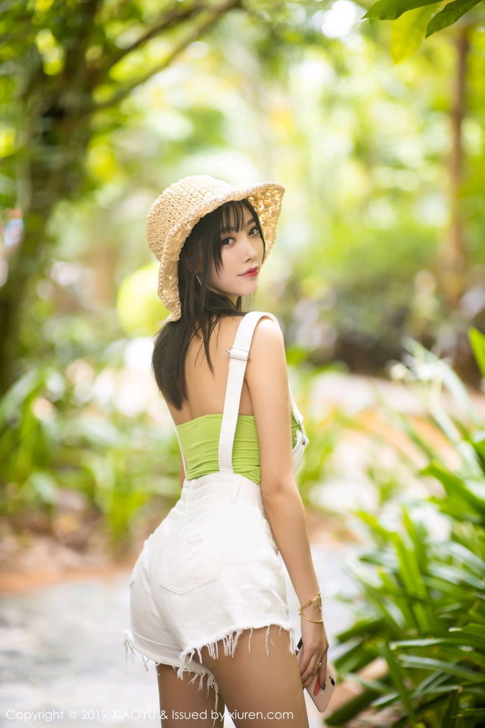 《语画界 杨晨晨 制服写真 VOL.204》第49张，模特杨晨晨，语画界，制服主题，全套58张