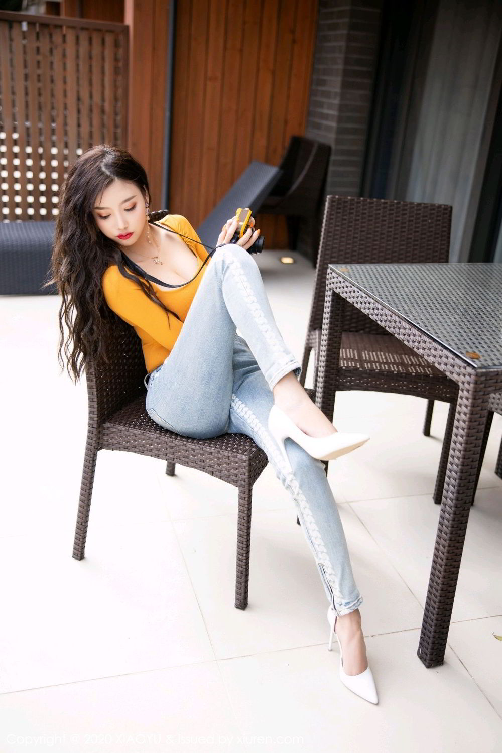 《语画界 杨晨晨 制服写真 VOL.228》第11张，模特杨晨晨，语画界，制服主题，全套62张