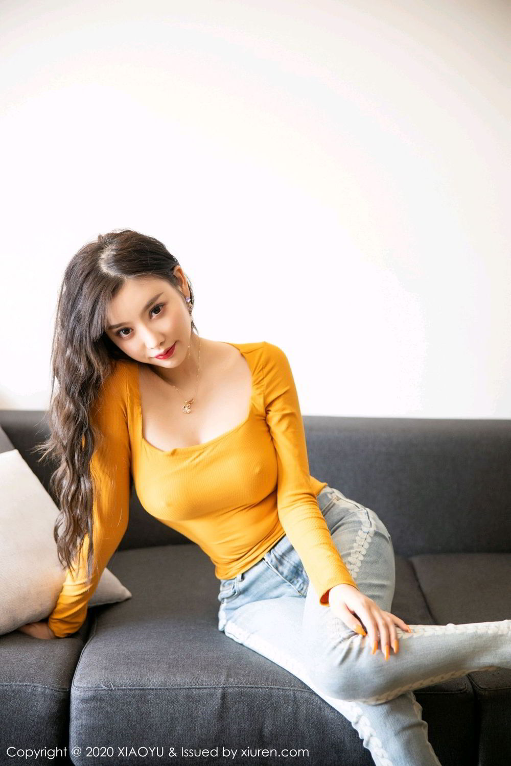 《语画界 杨晨晨 制服写真 VOL.228》第22张,模特杨晨晨,语画界,制服主题,全套62张