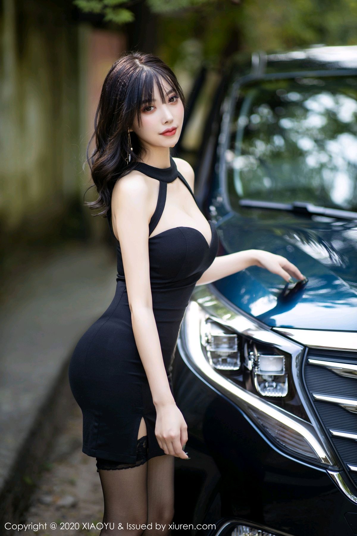 《语画界 杨晨晨 制服写真 VOL.230》第1张，模特杨晨晨，语画界，制服主题，全套100张