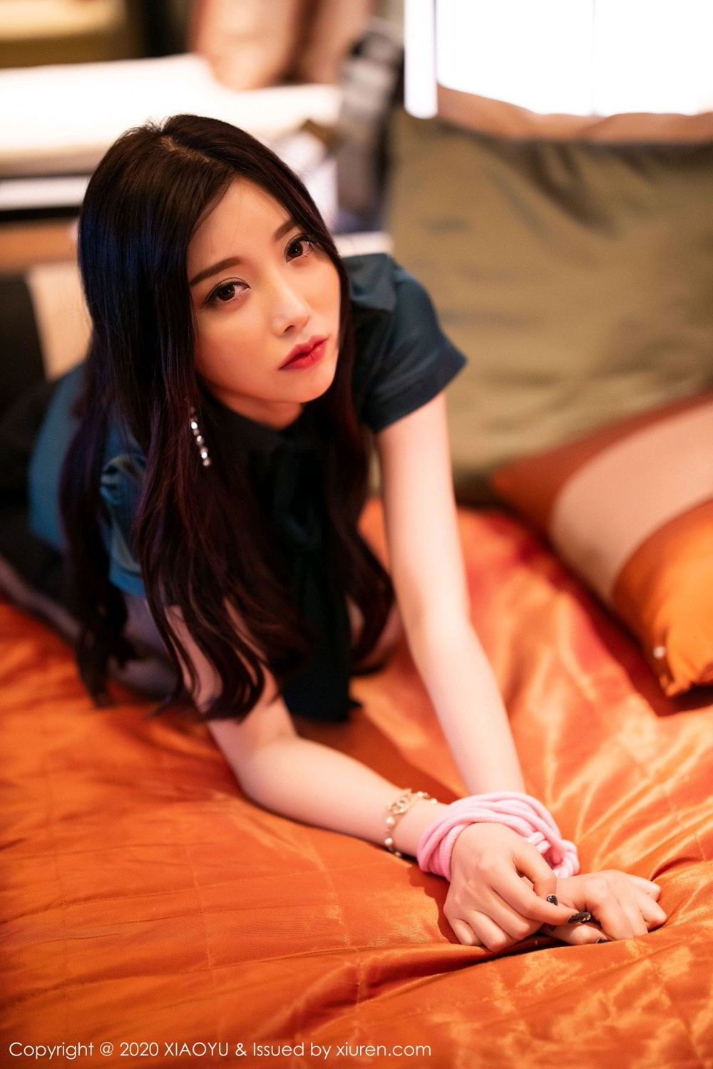 《语画界 芝芝Booty 制服写真 VOL.238》第34张,模特芝芝Booty,语画界,制服主题,全套90张