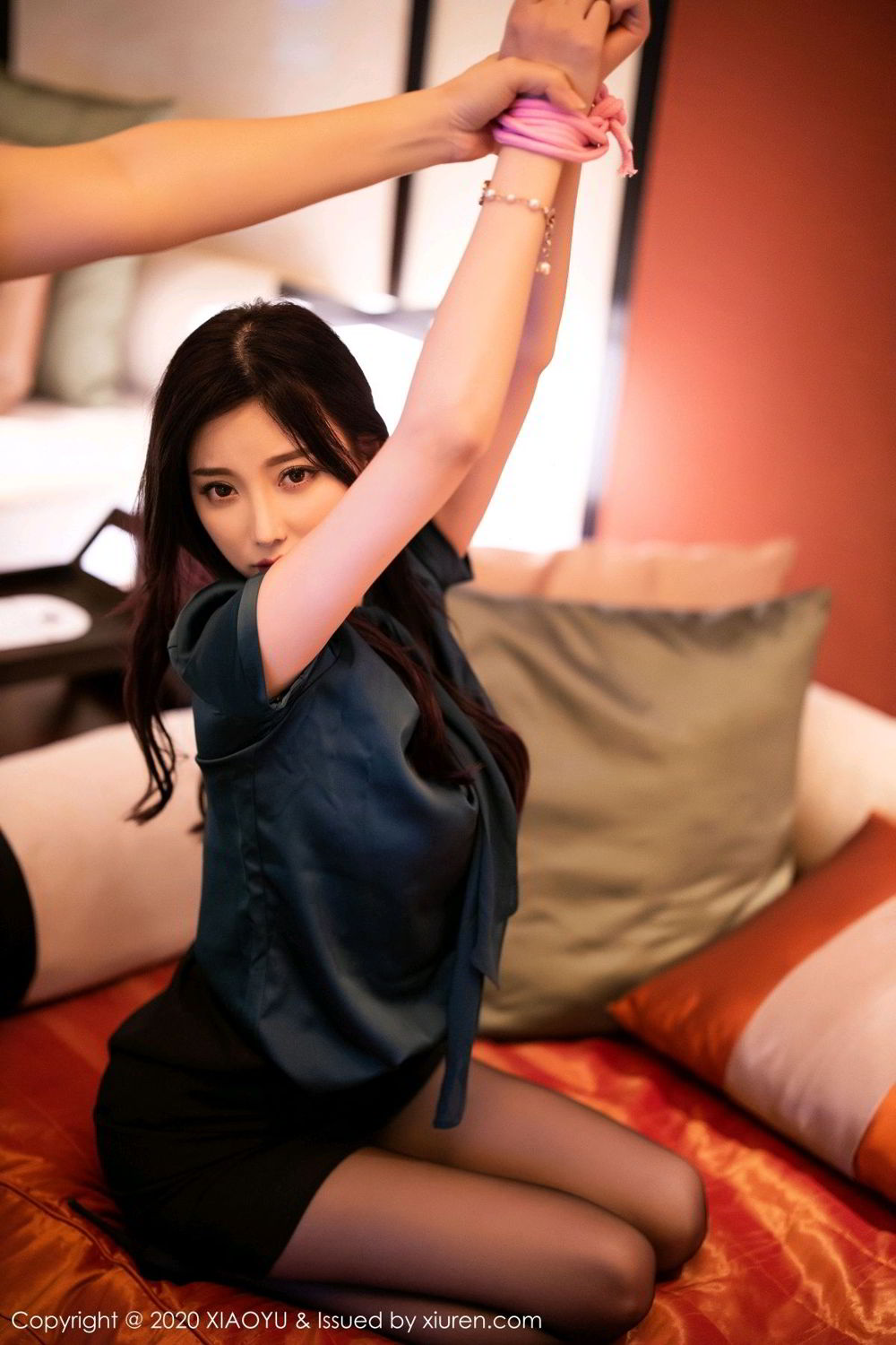 《语画界 芝芝Booty 制服写真 VOL.238》第90张，模特芝芝Booty，语画界，制服主题，全套90张