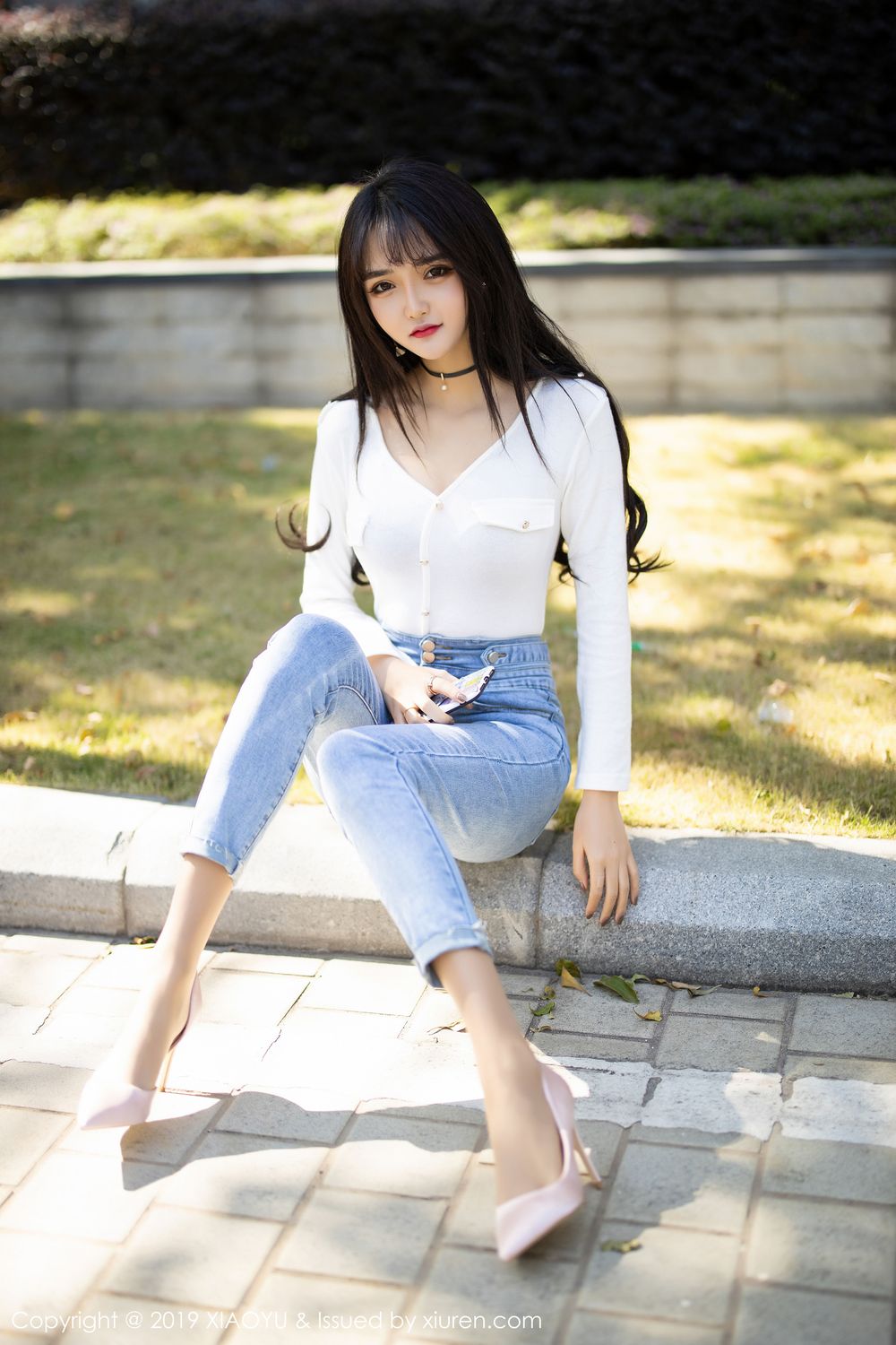 《语画界 Miko酱 制服写真 VOL.212》第5张,模特Miko酱,语画界,制服主题,全套100张