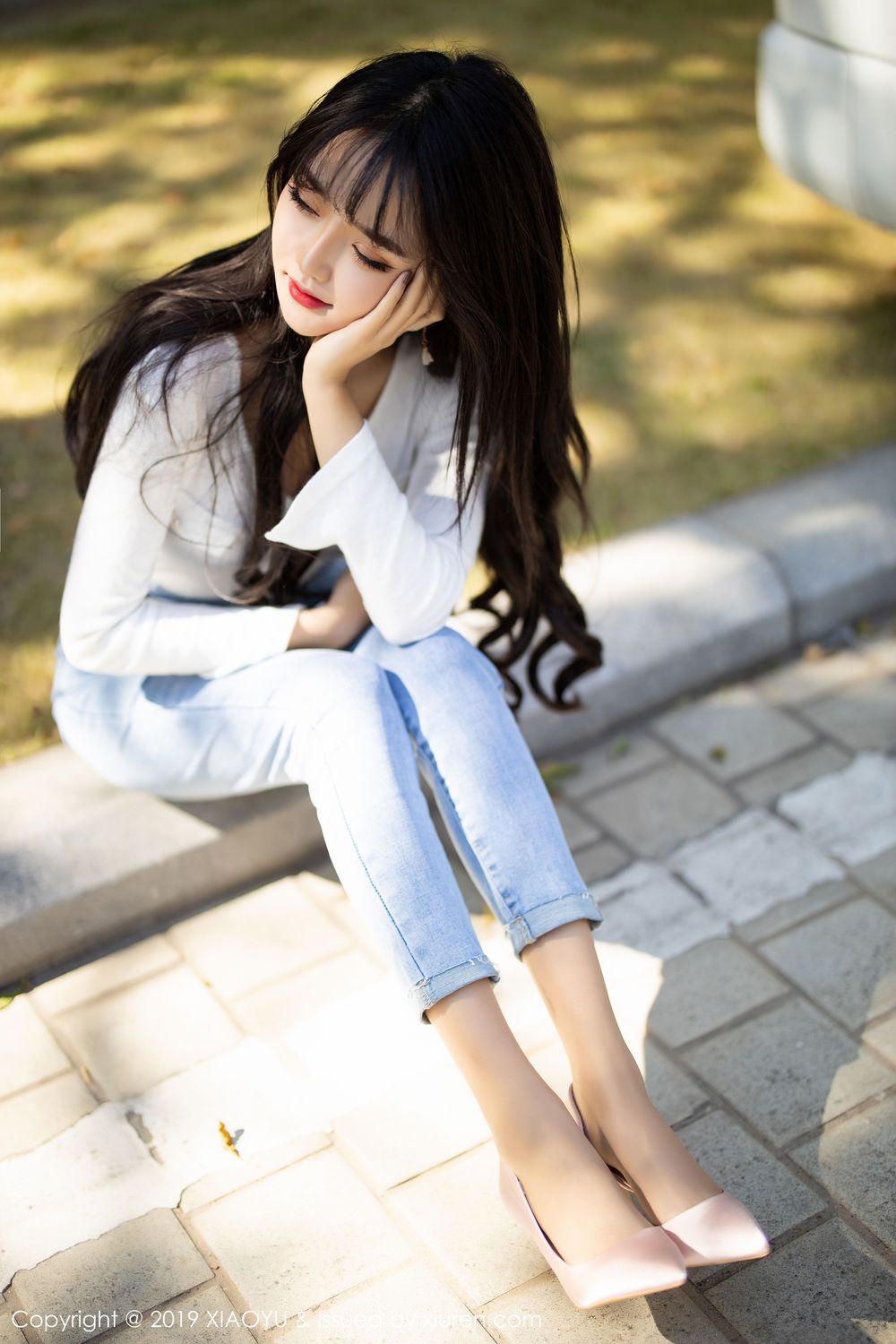 《语画界 Miko酱 制服写真 VOL.212》第8张,模特Miko酱,语画界,制服主题,全套100张