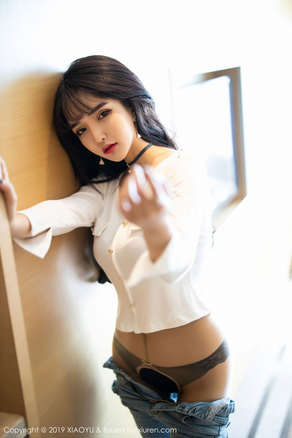 《语画界 Miko酱 制服写真 VOL.212》第44张,模特Miko酱,语画界,制服主题,全套100张