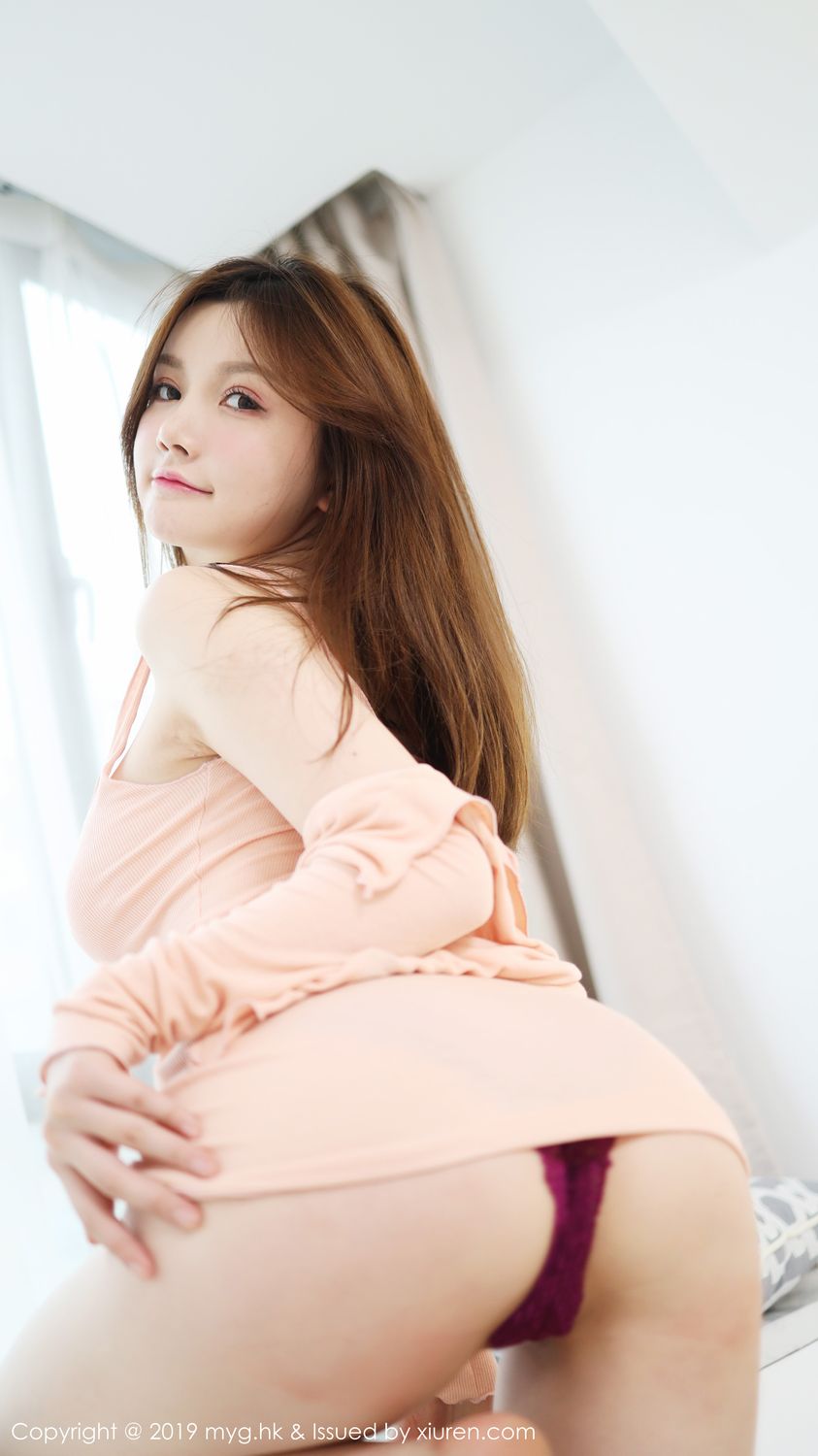 《MyGirl 黄米妮 制服写真 VOL.413》第51张,模特黄米妮,mygirl,制服主题,全套75张