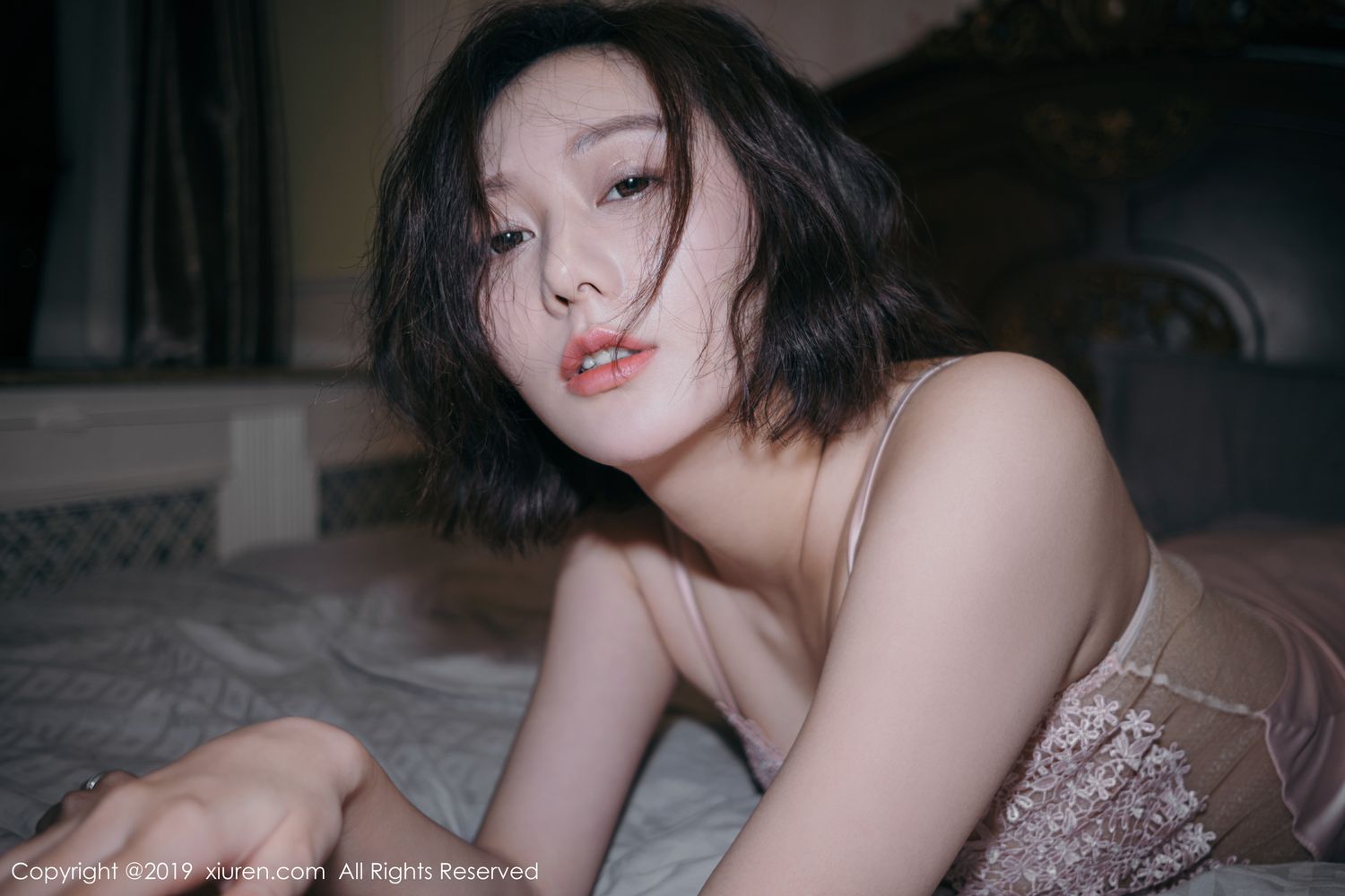 《秀人网 付艺轩(艺轩Renee) 气质写真》第33张，模特付艺轩(艺轩Renee)，秀人网，气质主题，全套52张