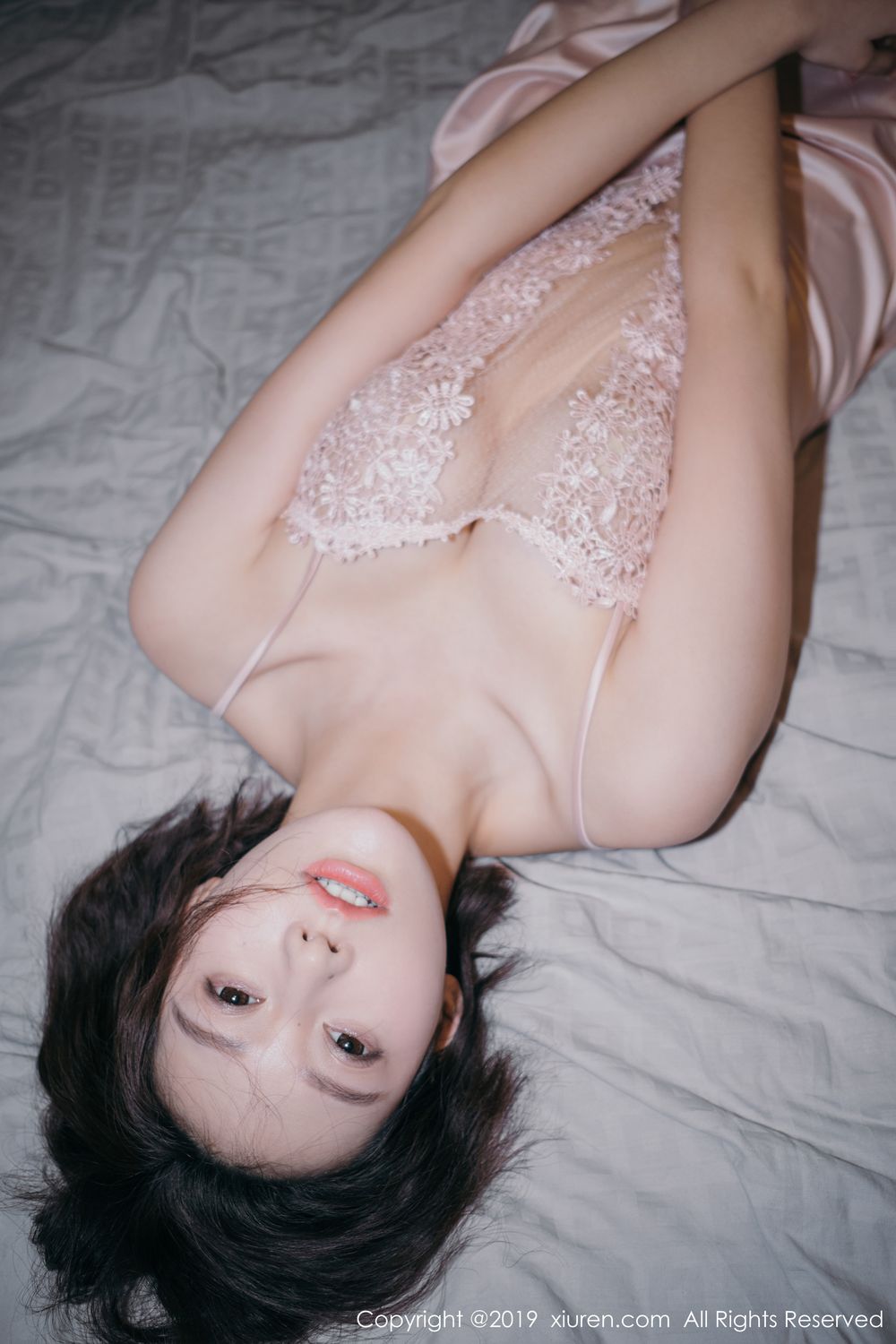 《秀人网 付艺轩(艺轩Renee) 气质写真》第36张，模特付艺轩(艺轩Renee)，秀人网，气质主题，全套52张