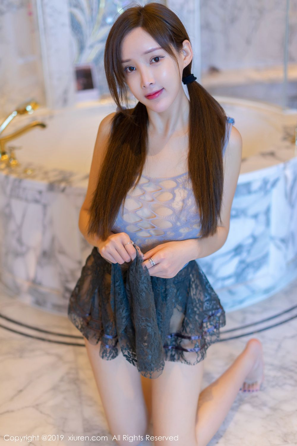 《秀人网 周妍希(奶瓶土肥圆) 内衣写真》第14张,模特周妍希(奶瓶土肥圆),秀人网,内衣主题,全套55张