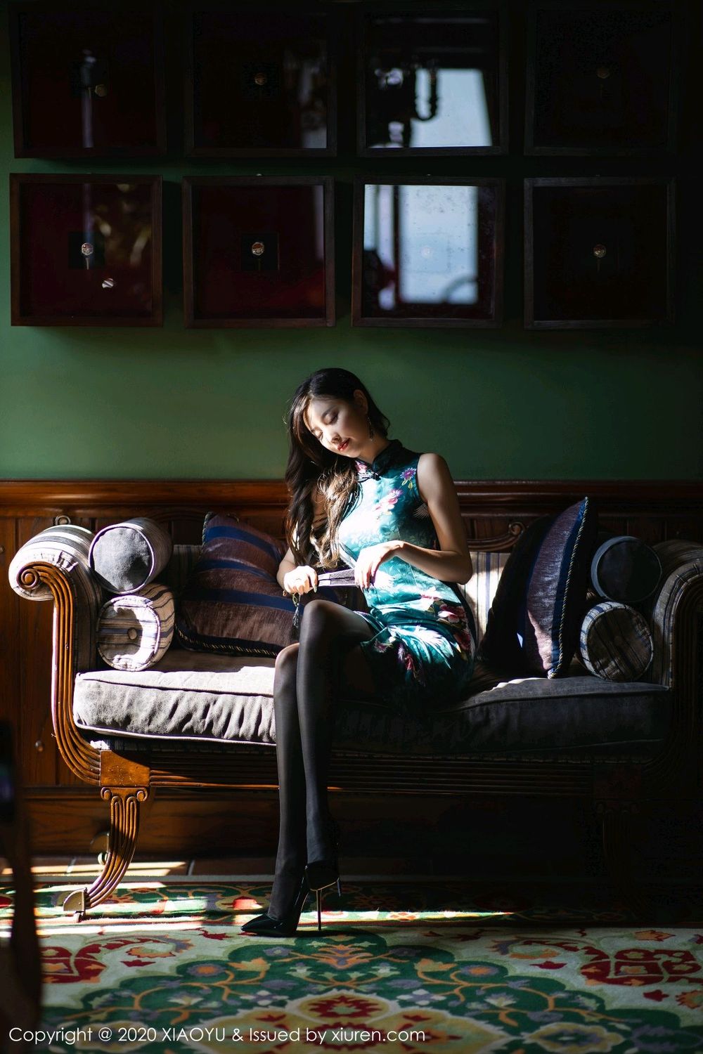 《语画界 杨晨晨 制服写真 VOL.247》第21张,模特杨晨晨,语画界,制服主题,全套90张