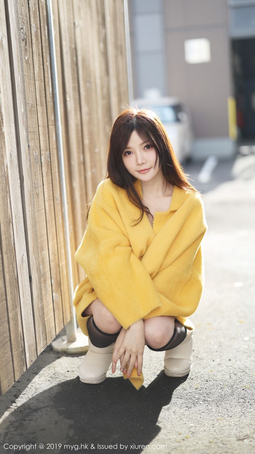《MyGirl 黄米妮 制服写真 VOL.418》第13张,模特黄米妮,mygirl,制服主题,全套80张