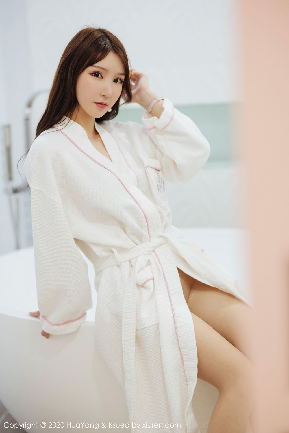 《花漾 周于希dummy(Dummy Zhou) 制服写真 VOL.207》第80张，模特周于希dummy(Dummy Zhou)，花漾，制服主题，全套80张