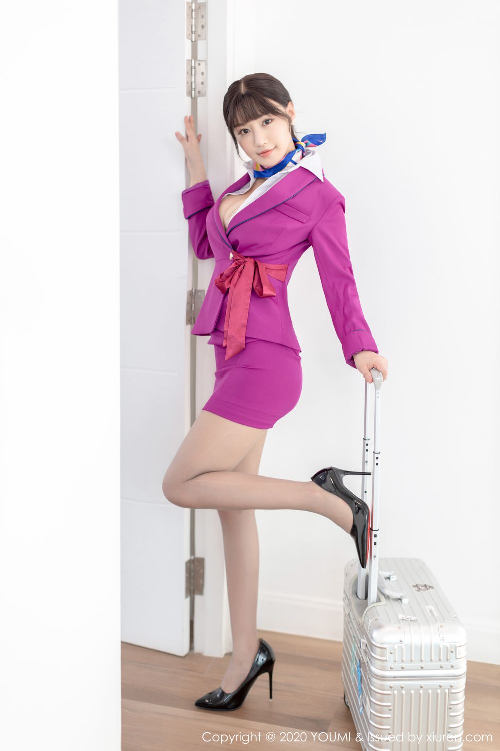 《尤蜜荟 朱可(barbie可儿) 制服写真 VOL.398》第12张，模特朱可(barbie可儿)，尤蜜荟，制服主题，全套100张