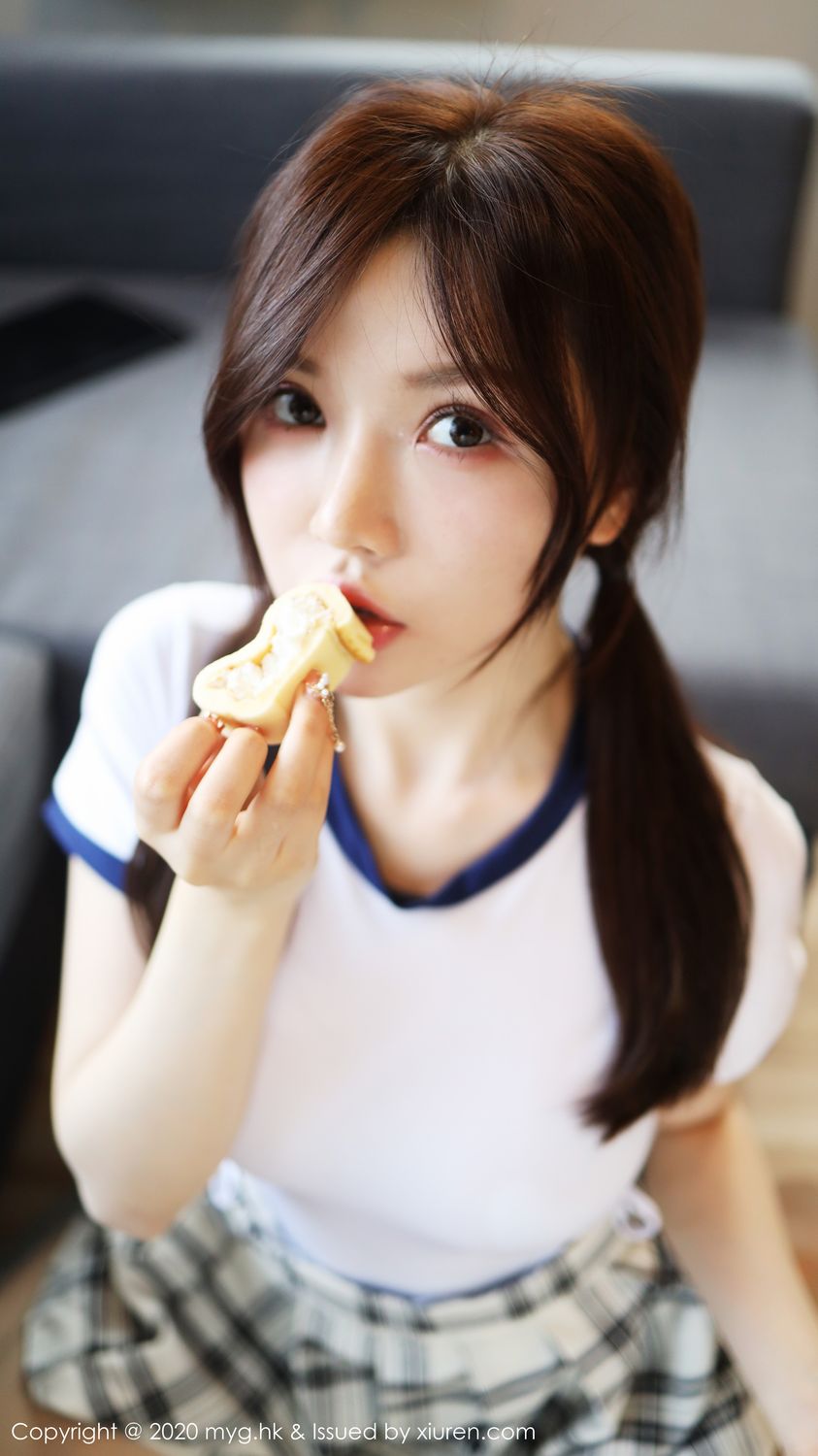 《MyGirl 黄米妮 制服写真 VOL.430》第53张,模特黄米妮,mygirl,制服主题,全套100张