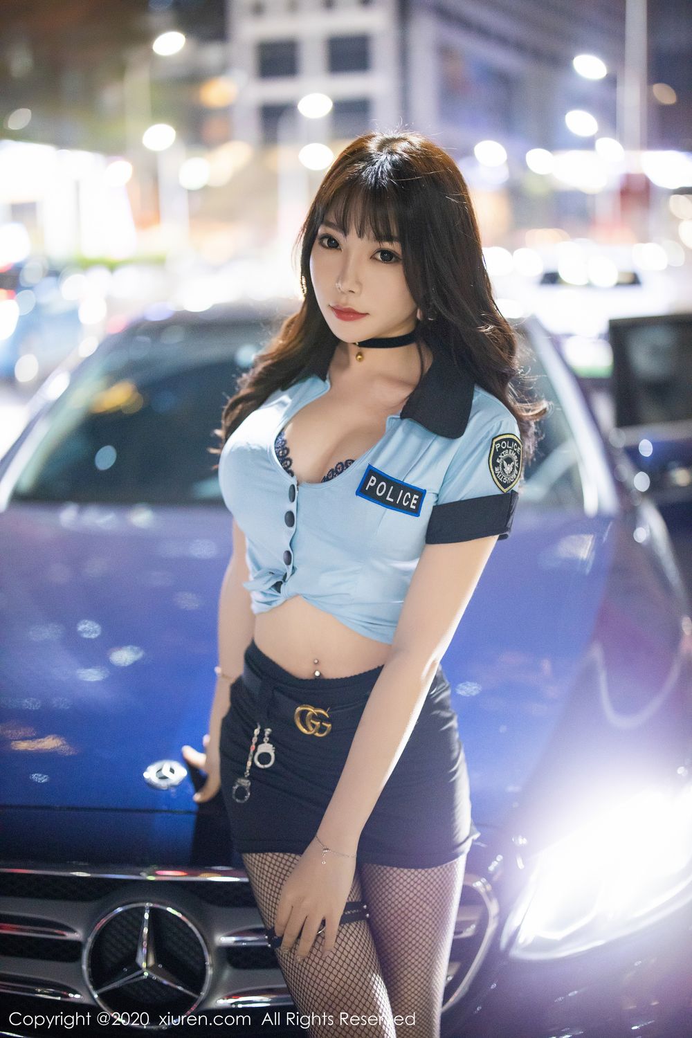 《秀人网 芝芝Booty 黑丝写真》第3张,模特芝芝Booty,秀人网,黑丝主题,全套78张