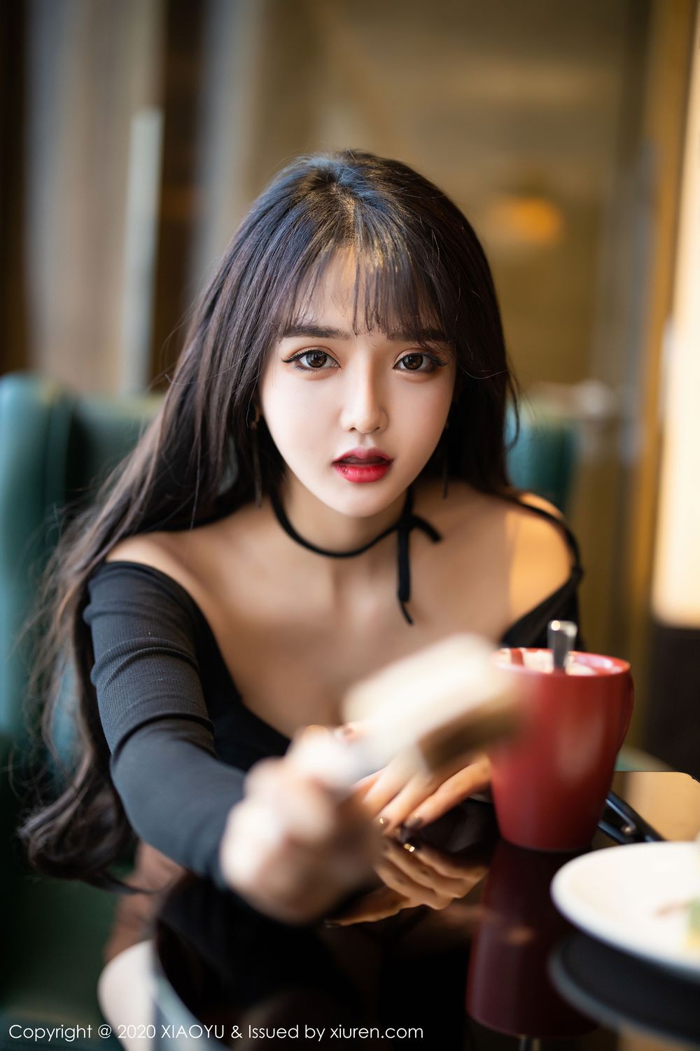 《语画界 Miko酱 制服写真 VOL.248》第9张,模特Miko酱,语画界,制服主题,全套82张