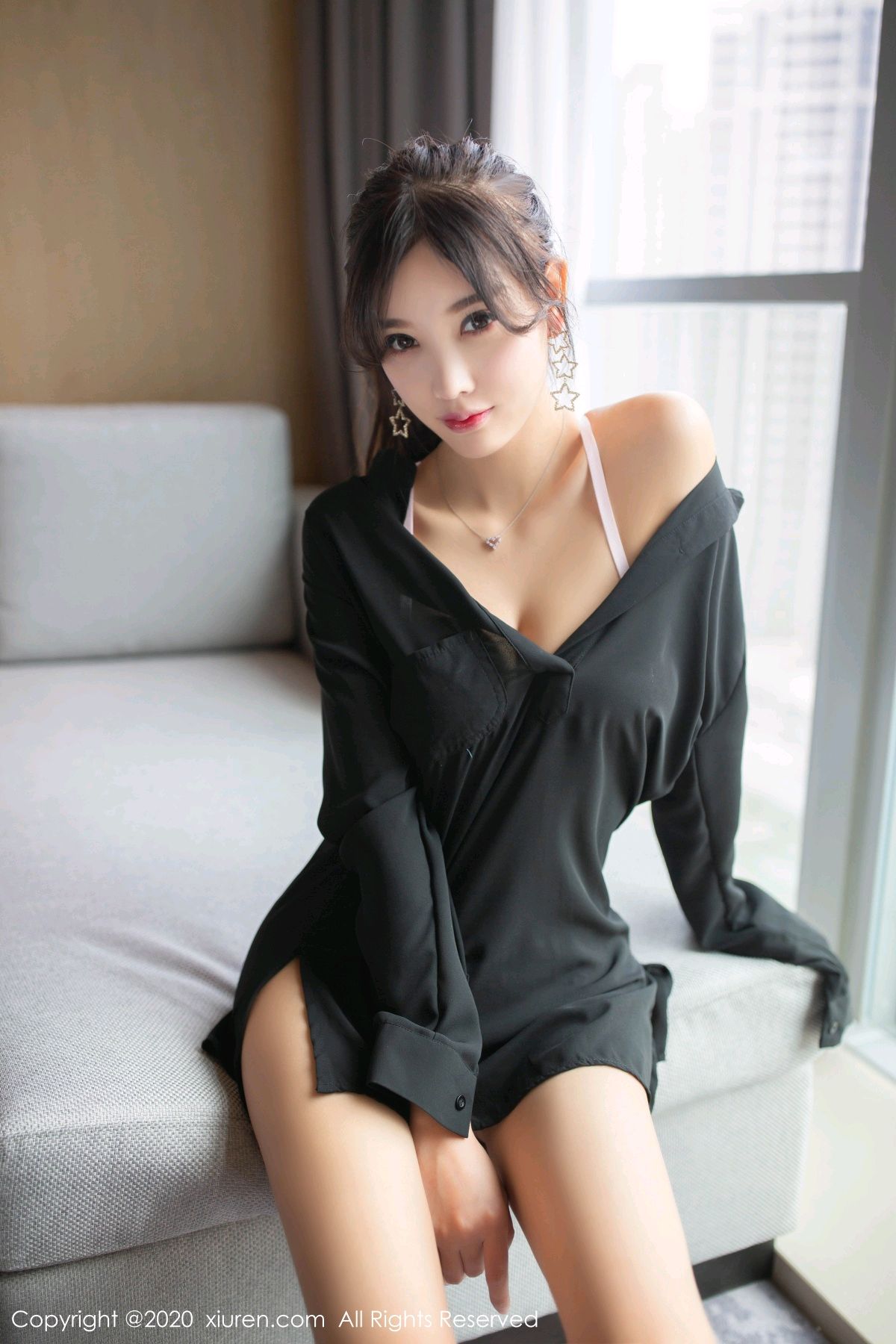 《秀人网 刘钰儿(liuyuer) 内衣写真》第1张,模特刘钰儿(liuyuer),秀人网,内衣主题,全套78张