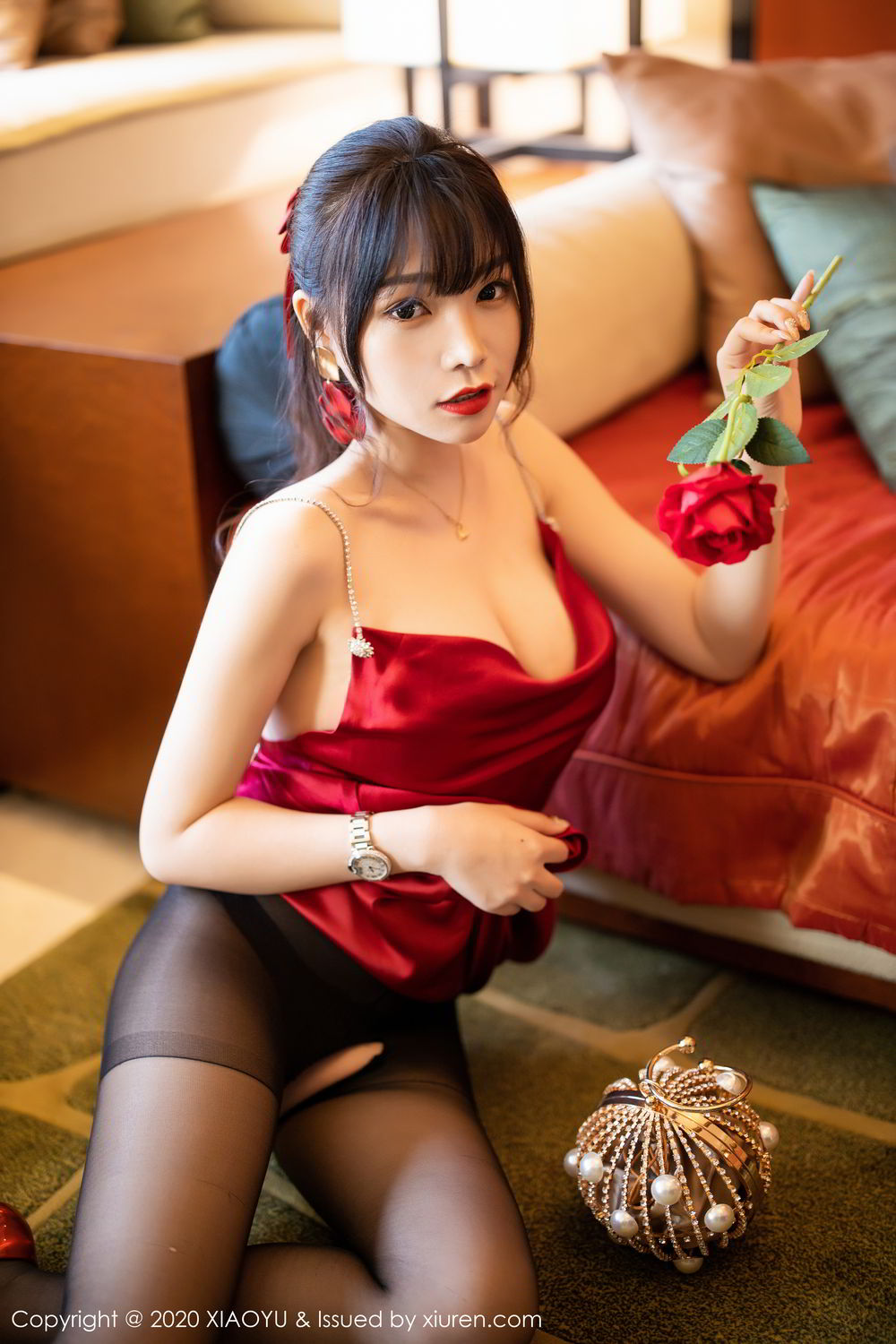 《语画界 芝芝Booty 制服写真 VOL.270》第32张,模特芝芝Booty,语画界,制服主题,全套67张
