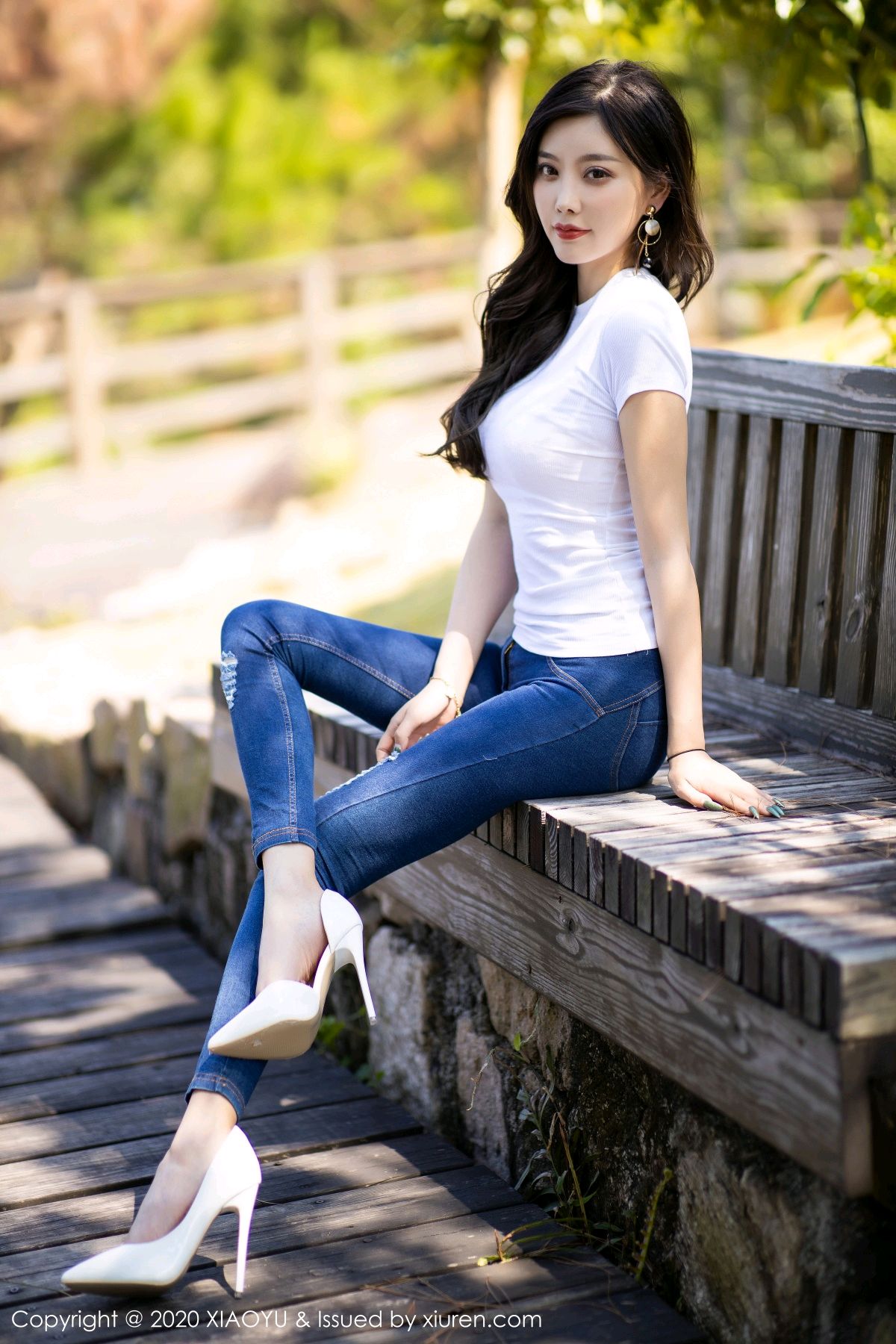 《语画界 杨晨晨 制服写真 VOL.300》第8张,模特杨晨晨,语画界,制服主题,全套92张