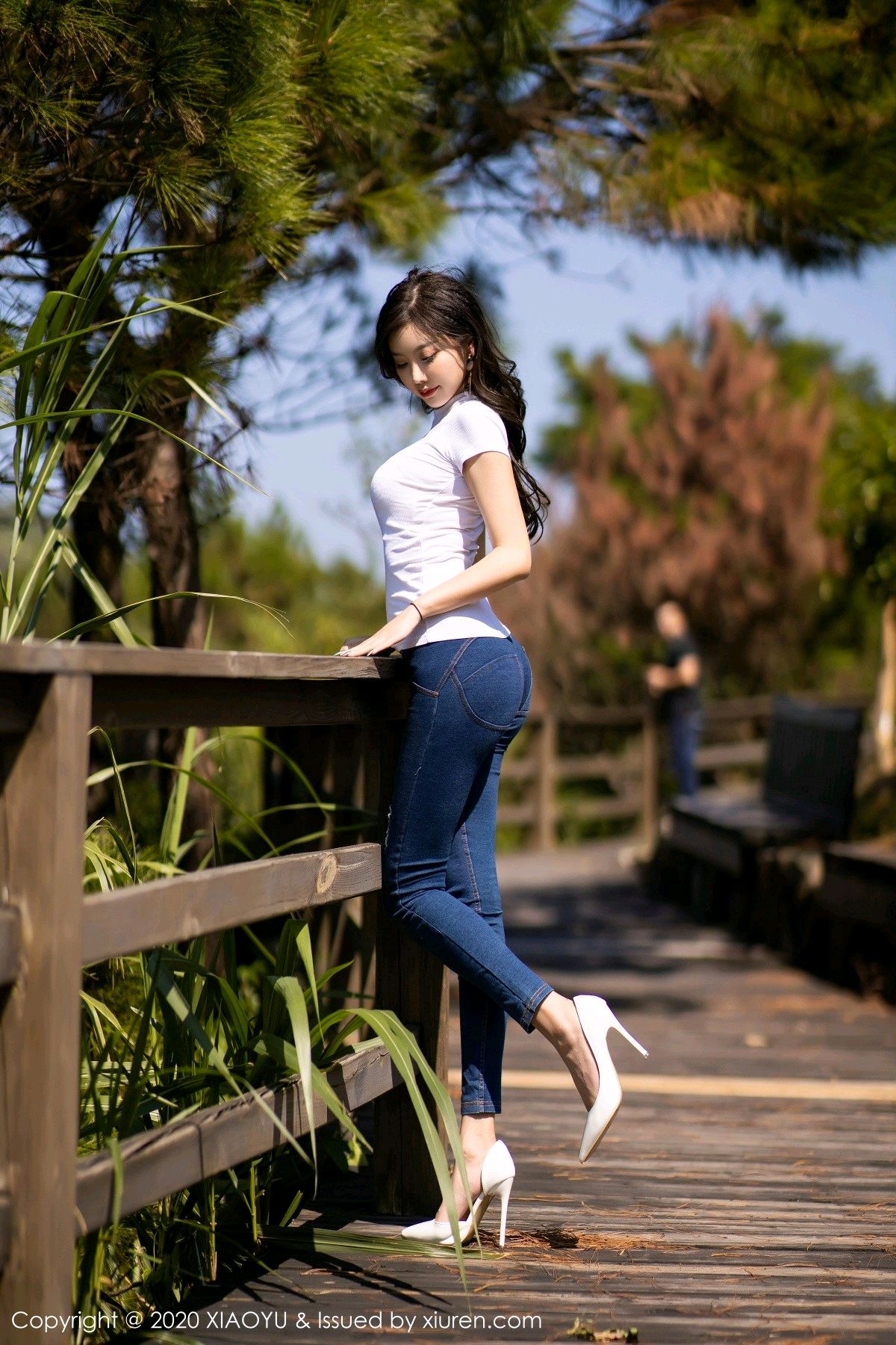 《语画界 杨晨晨 制服写真 VOL.300》第15张,模特杨晨晨,语画界,制服主题,全套92张
