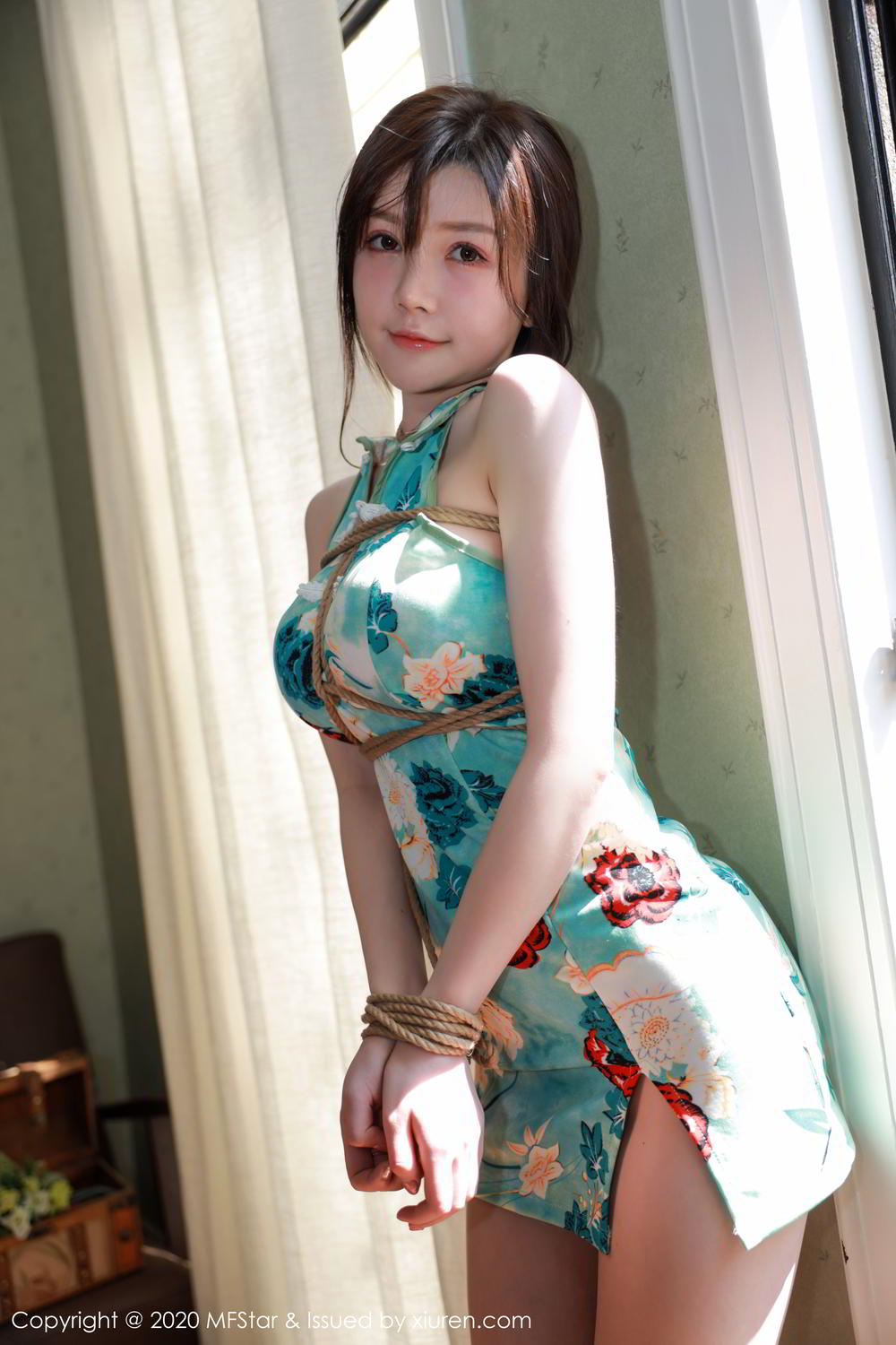 《MFStar 黄米妮 制服写真 VOL.293》第4张,模特黄米妮,mfstar,制服主题,全套56张