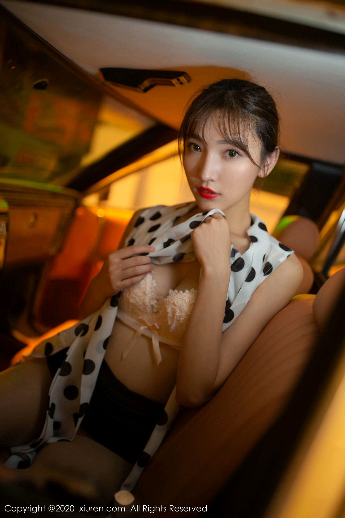 《秀人网 陆萱萱(Lu Xuan Xuan) 高清写真》第34张,模特陆萱萱(Lu Xuan Xuan),秀人网,全套76张