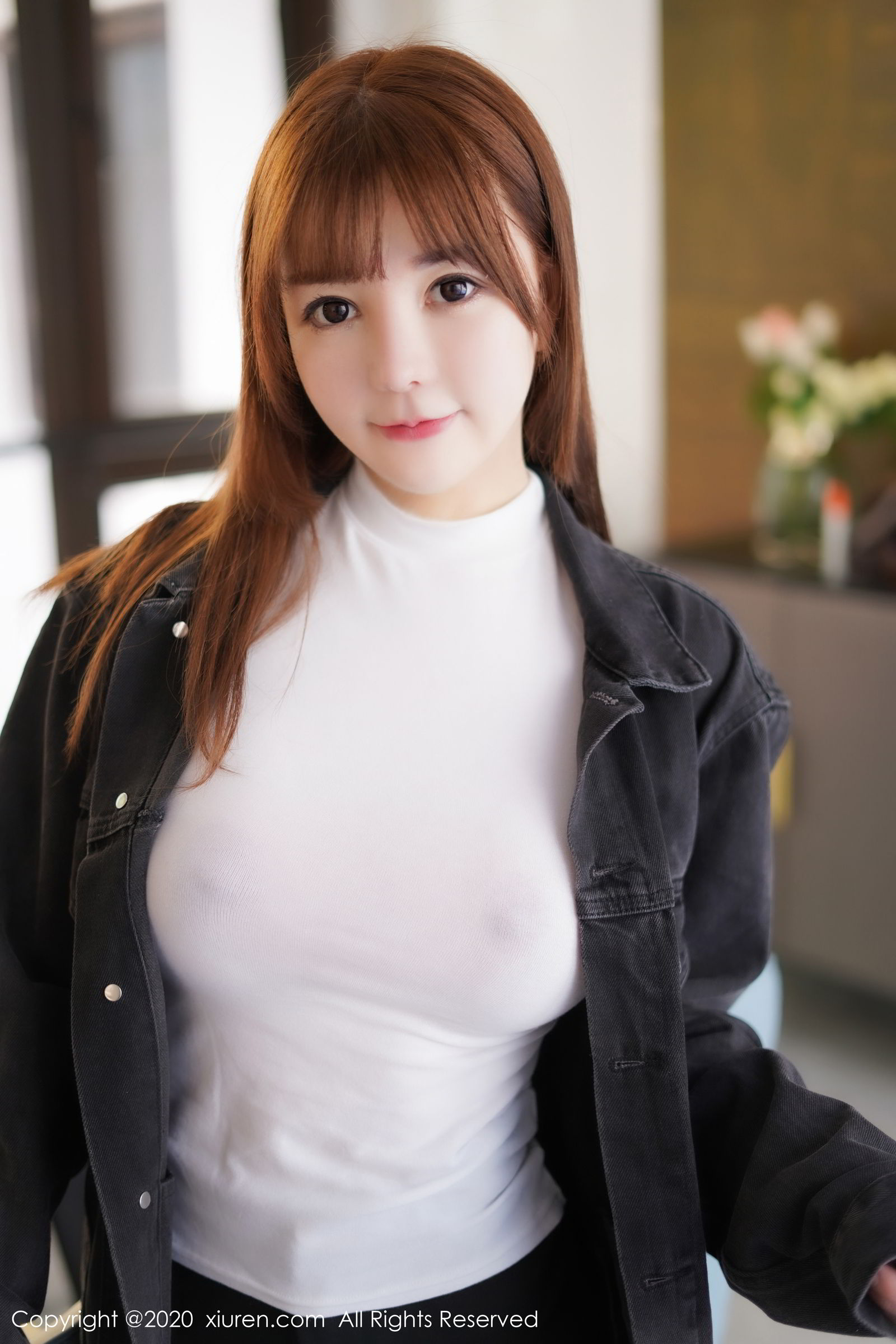 《秀人网 UU酱 童颜巨乳写真》第1张,模特UU酱,秀人网,童颜巨乳主题,全套73张